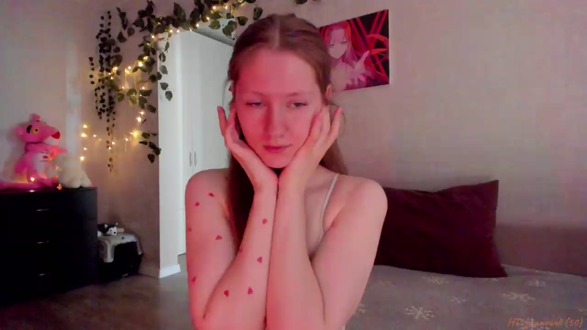 Gallery image thumbnail from mnialice's myfreecams stream on, 05/04/2026, 04:03 image 14 of 20