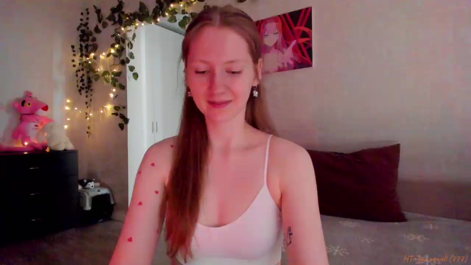 Gallery image thumbnail from mnialice's myfreecams stream on, 05/04/2026, 04:03 image 16 of 20