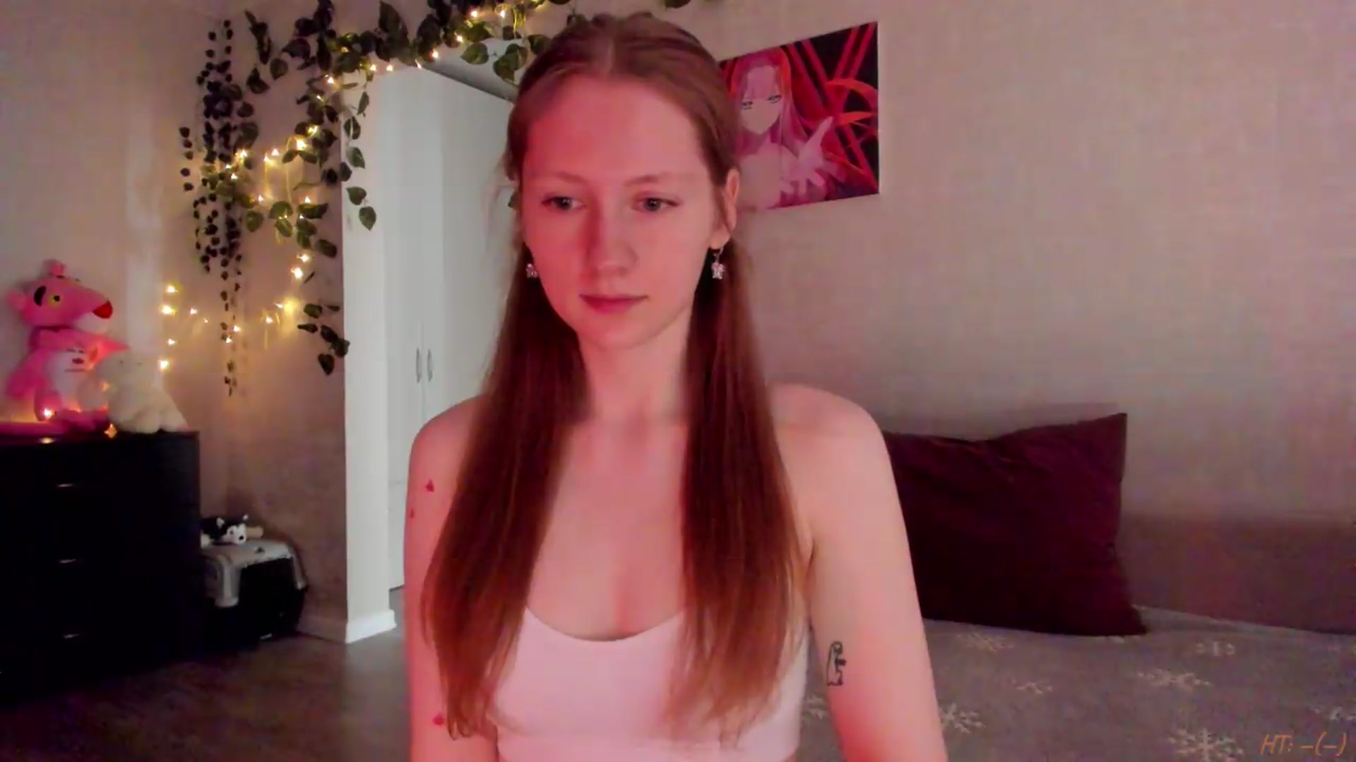 Gallery image thumbnail from mnialice's myfreecams stream on, 05/04/2026, 04:03 image 3 of 20