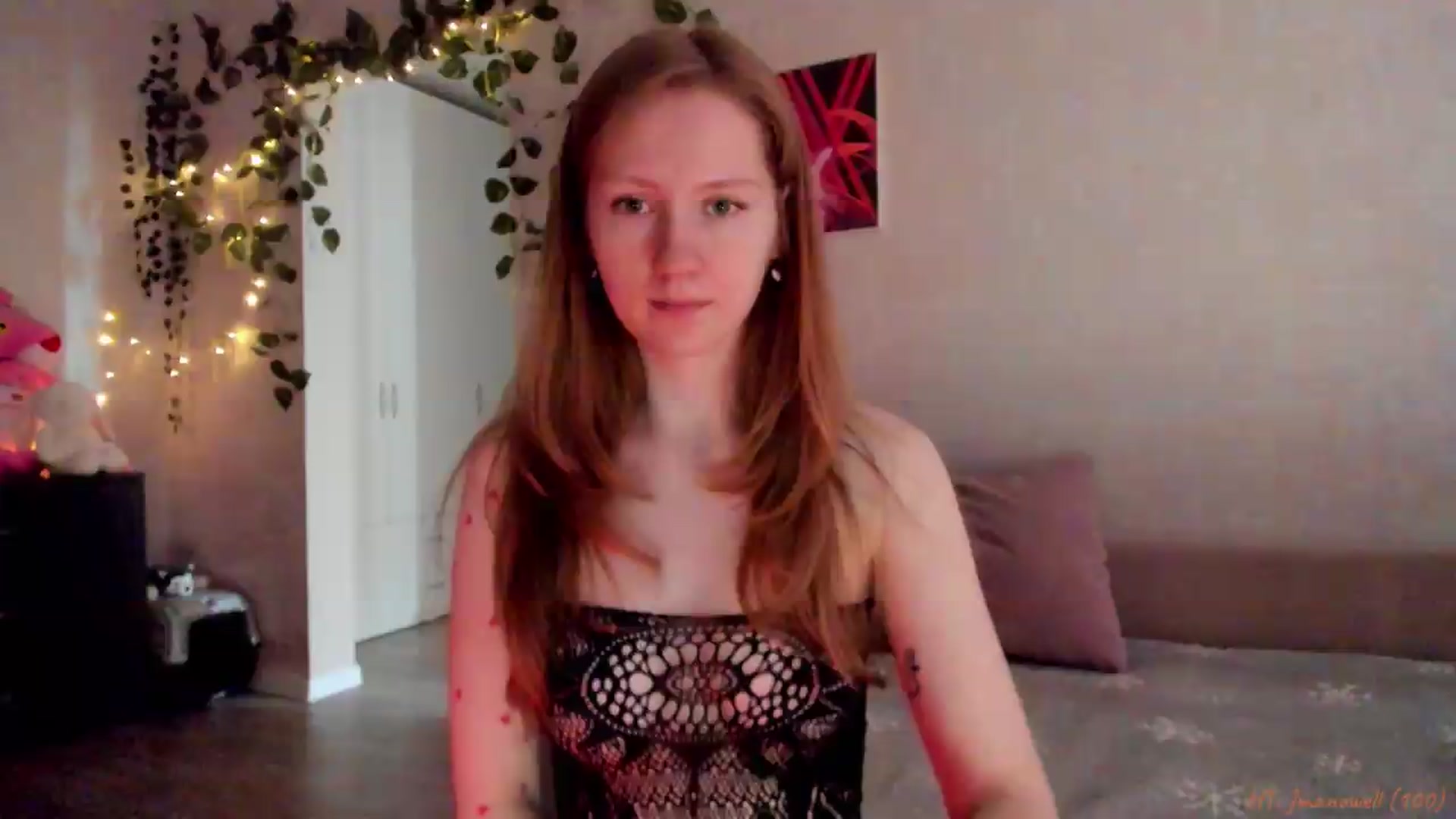 Gallery image thumbnail from mnialice's myfreecams stream on, 05/16/2026, 04:42 image 11 of 20
