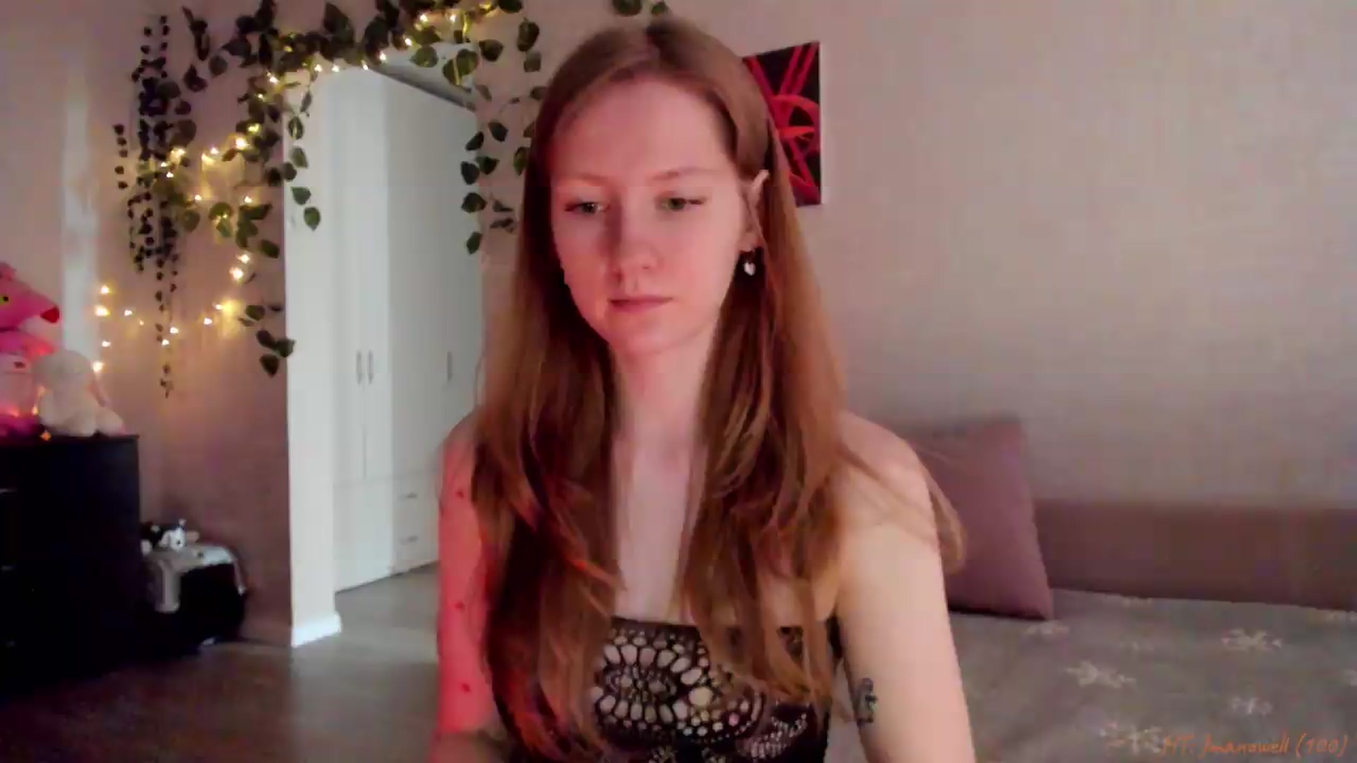 Gallery image thumbnail from mnialice's myfreecams stream on, 05/16/2026, 04:42 image 12 of 20