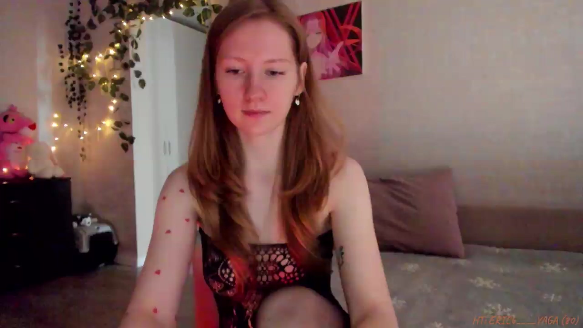 Gallery image thumbnail from mnialice's myfreecams stream on, 05/16/2026, 04:42 image 7 of 20