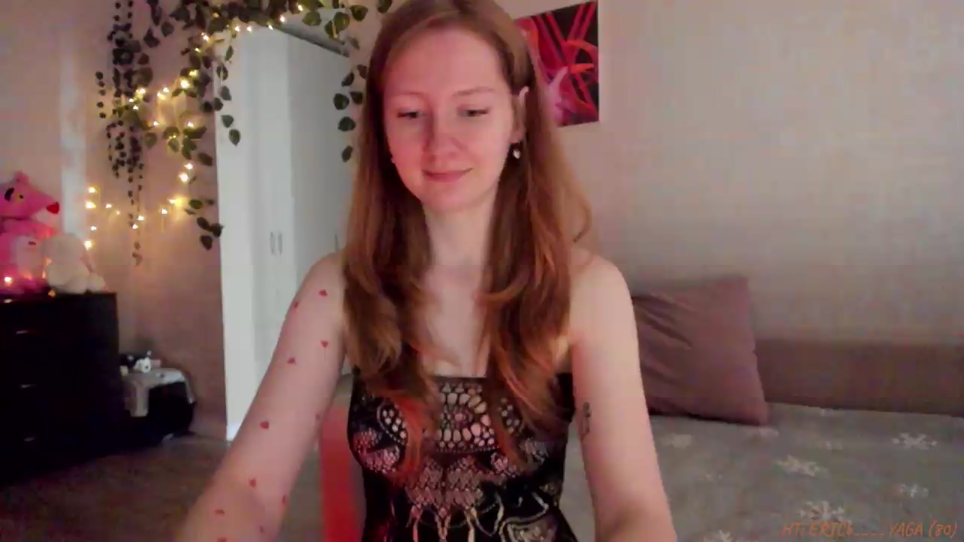 Gallery image thumbnail from mnialice's myfreecams stream on, 05/16/2026, 04:42 image 8 of 20