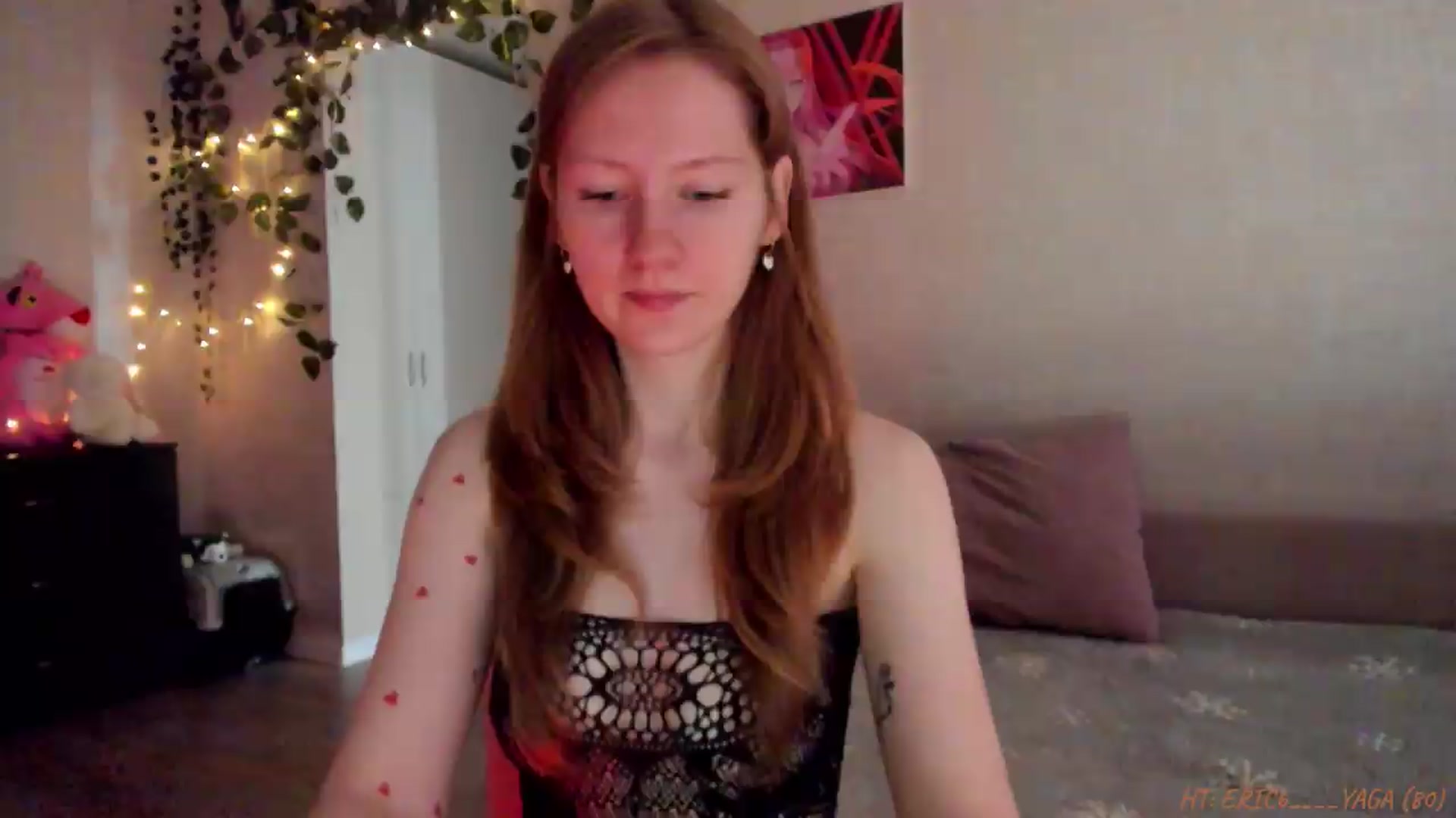 Gallery image thumbnail from mnialice's myfreecams stream on, 05/16/2026, 04:42 image 3 of 20