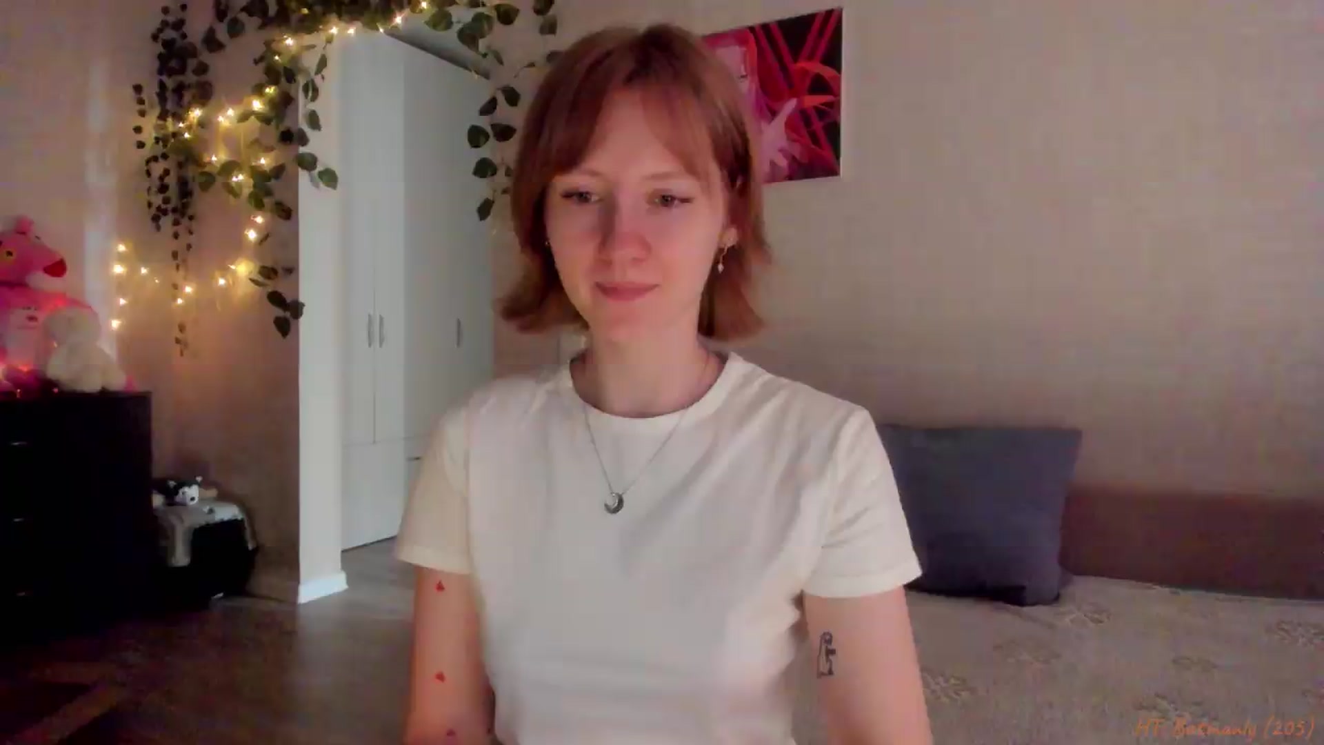 Gallery image thumbnail from mnialice's myfreecams stream on, 05/30/2026, 04:05 image 5 of 20