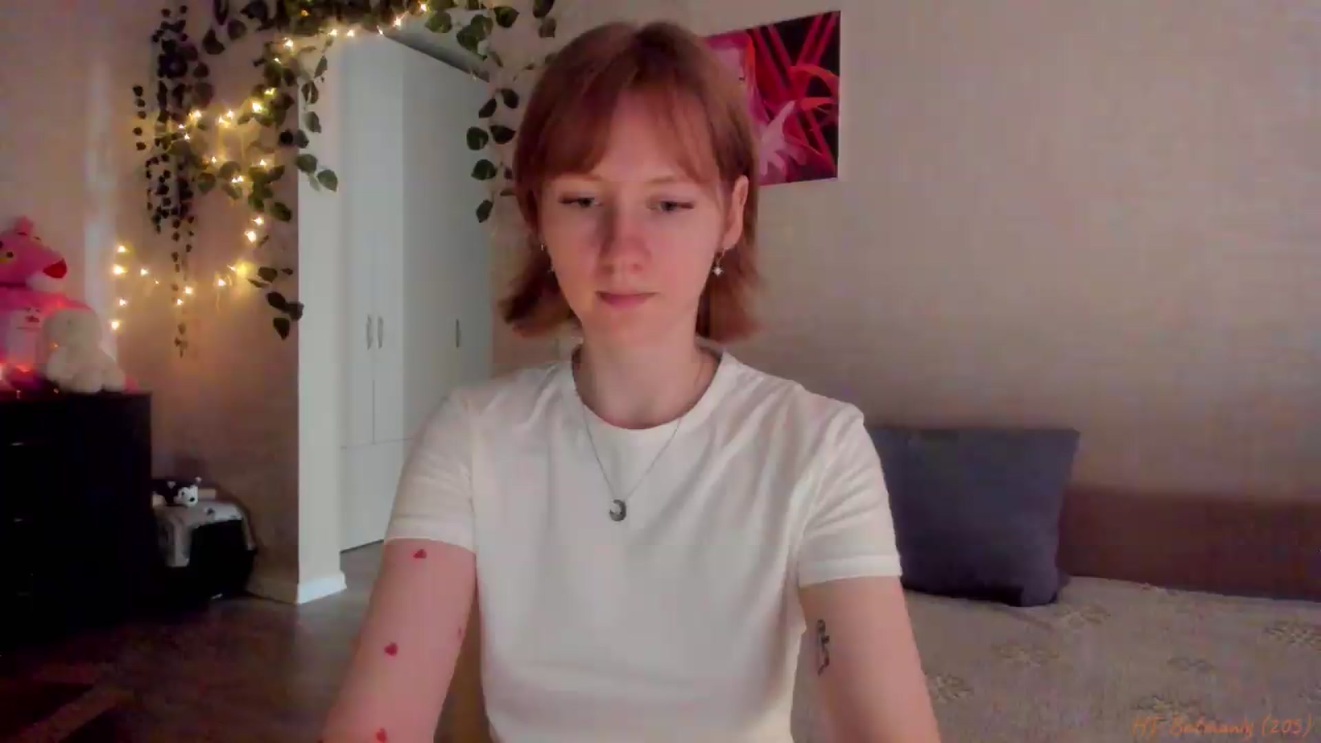 Gallery image thumbnail from mnialice's myfreecams stream on, 05/30/2026, 04:05 image 7 of 20