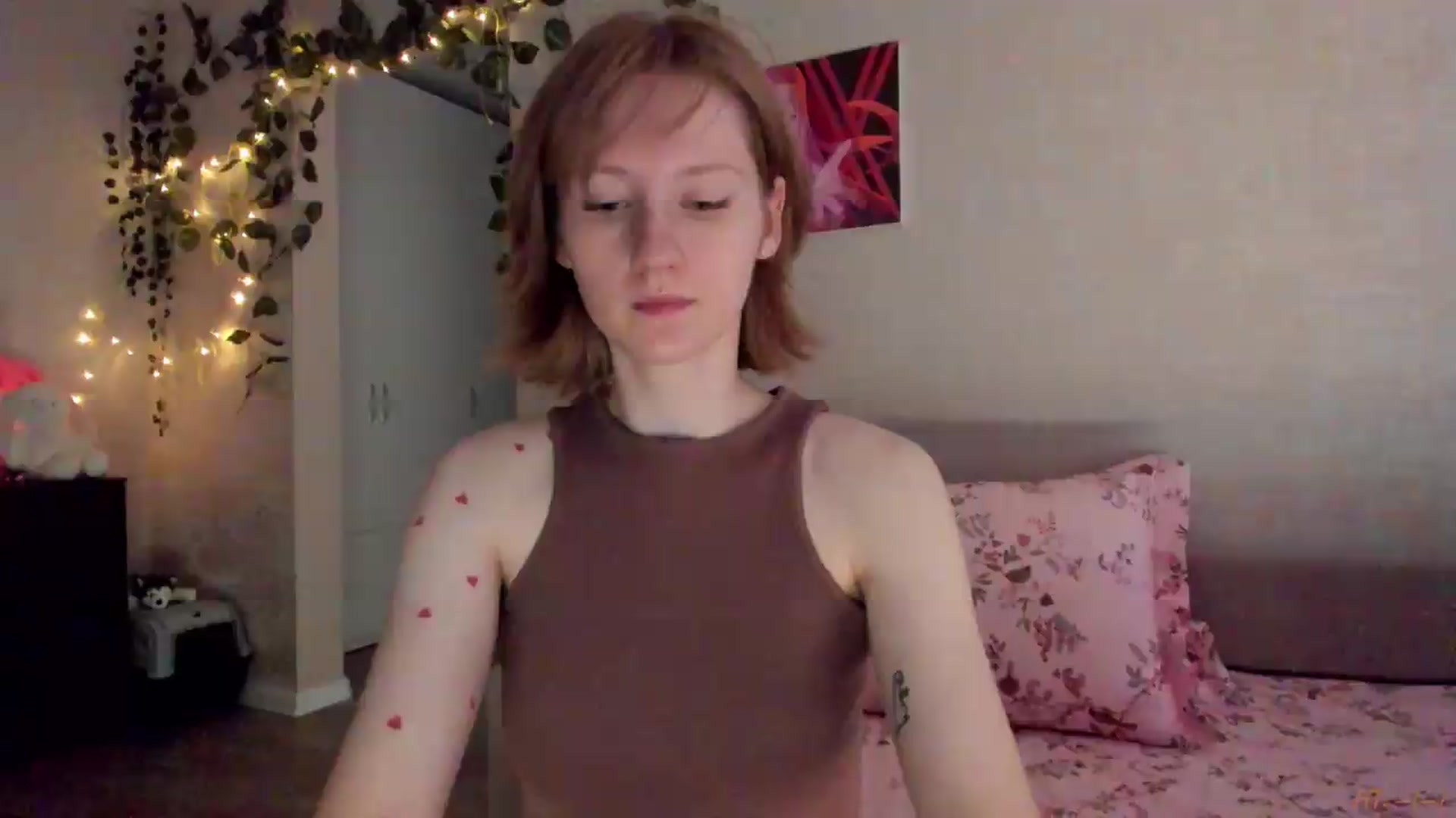 Gallery image thumbnail from mnialice's myfreecams stream on, 06/28/2026, 03:18 image 8 of 20
