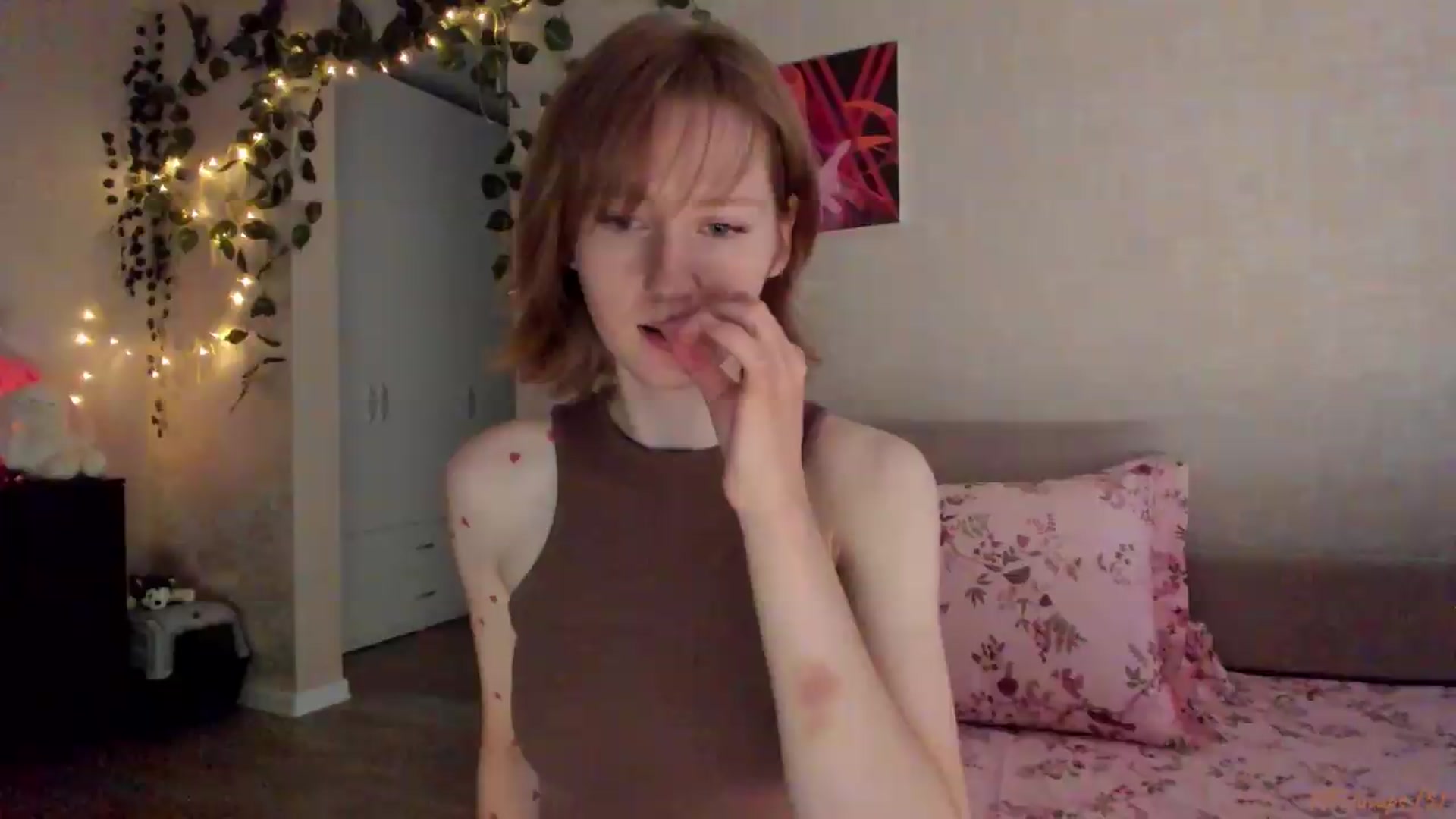 Gallery image thumbnail from mnialice's myfreecams stream on, 06/28/2026, 03:18 image 11 of 20