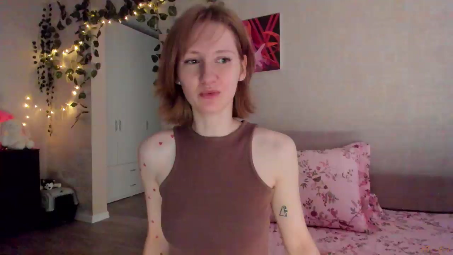 Gallery image thumbnail from mnialice's myfreecams stream on, 06/28/2026, 03:18 image 2 of 20