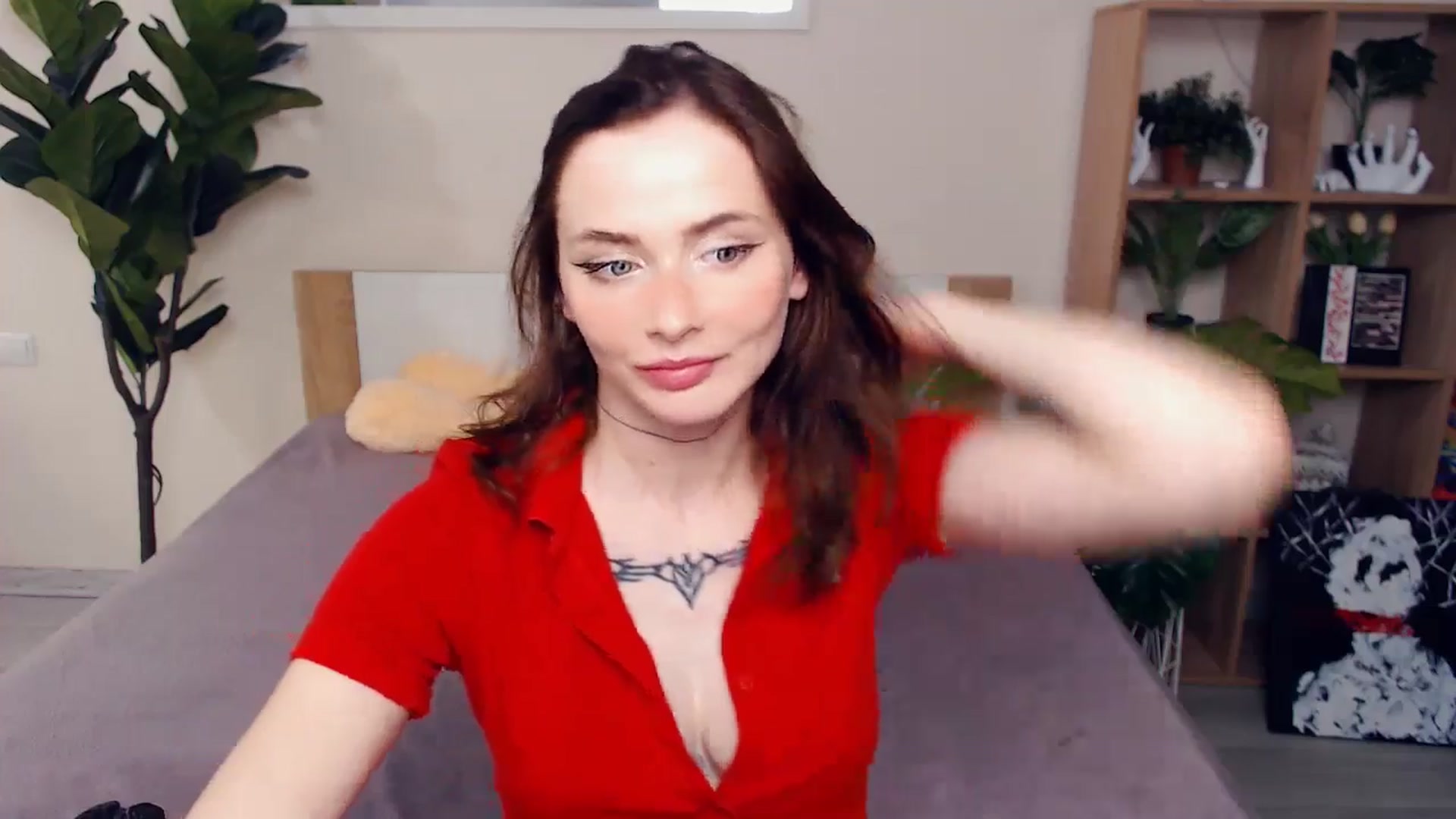 Gallery image thumbnail from mo0nshoes's myfreecams stream on, 06/08/2025, 23:38 image 11 of 20