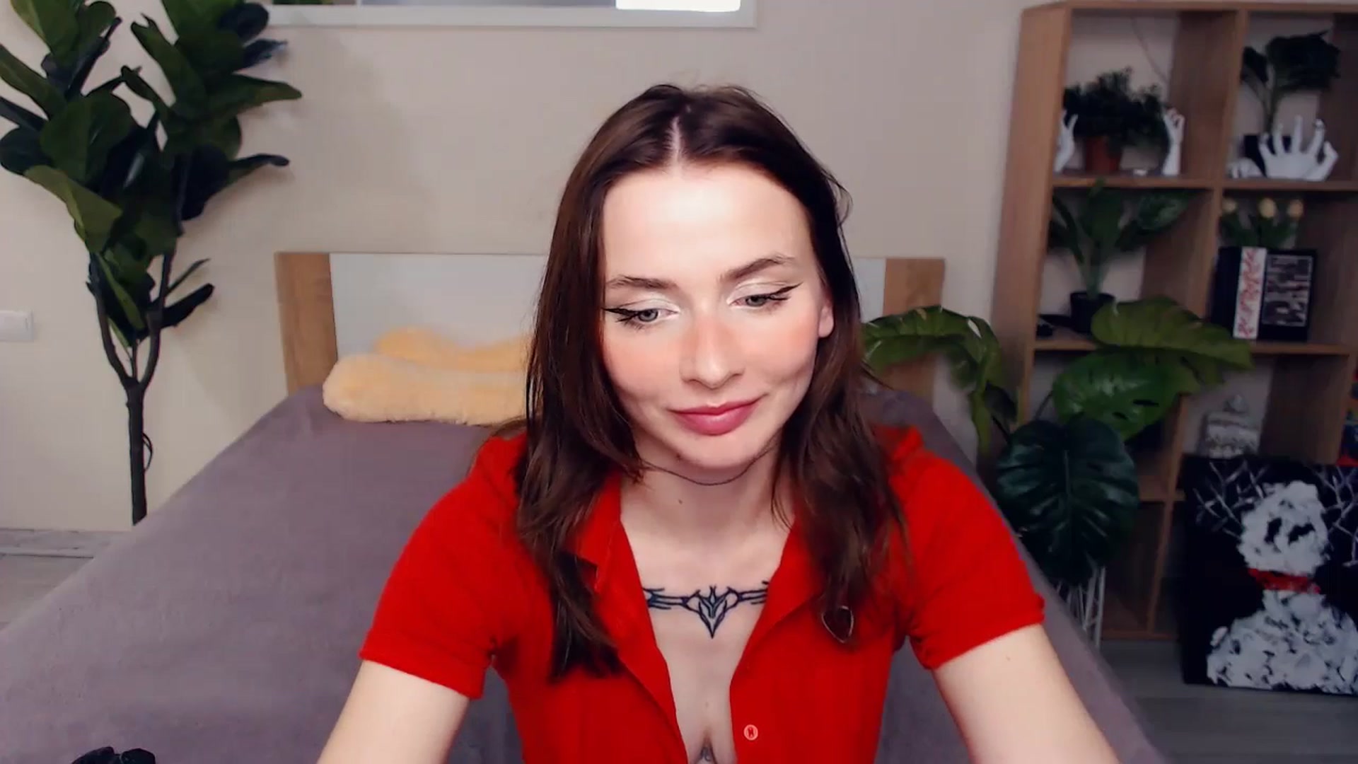 Gallery image thumbnail from mo0nshoes's myfreecams stream on, 06/08/2025, 23:38 image 9 of 20