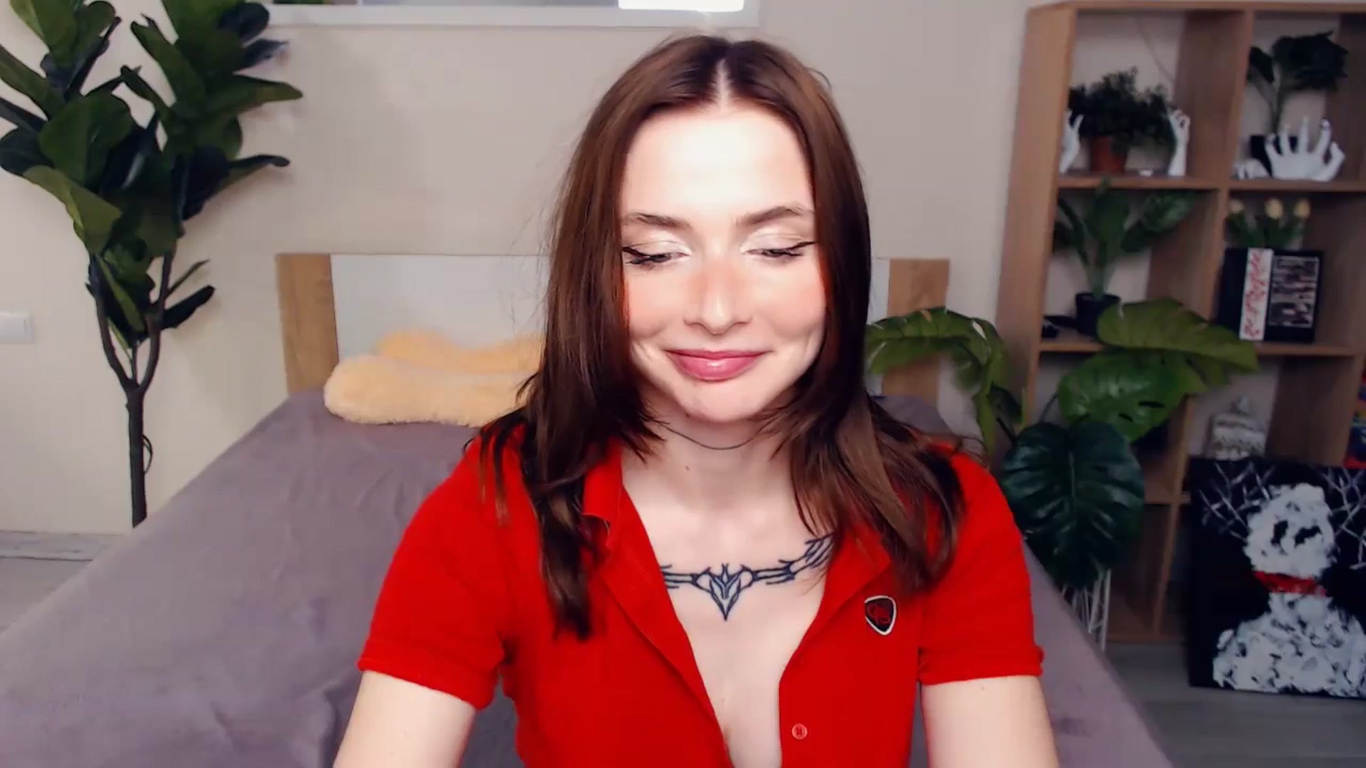Gallery image thumbnail from mo0nshoes's myfreecams stream on, 06/09/2025, 24:08 image 7 of 20