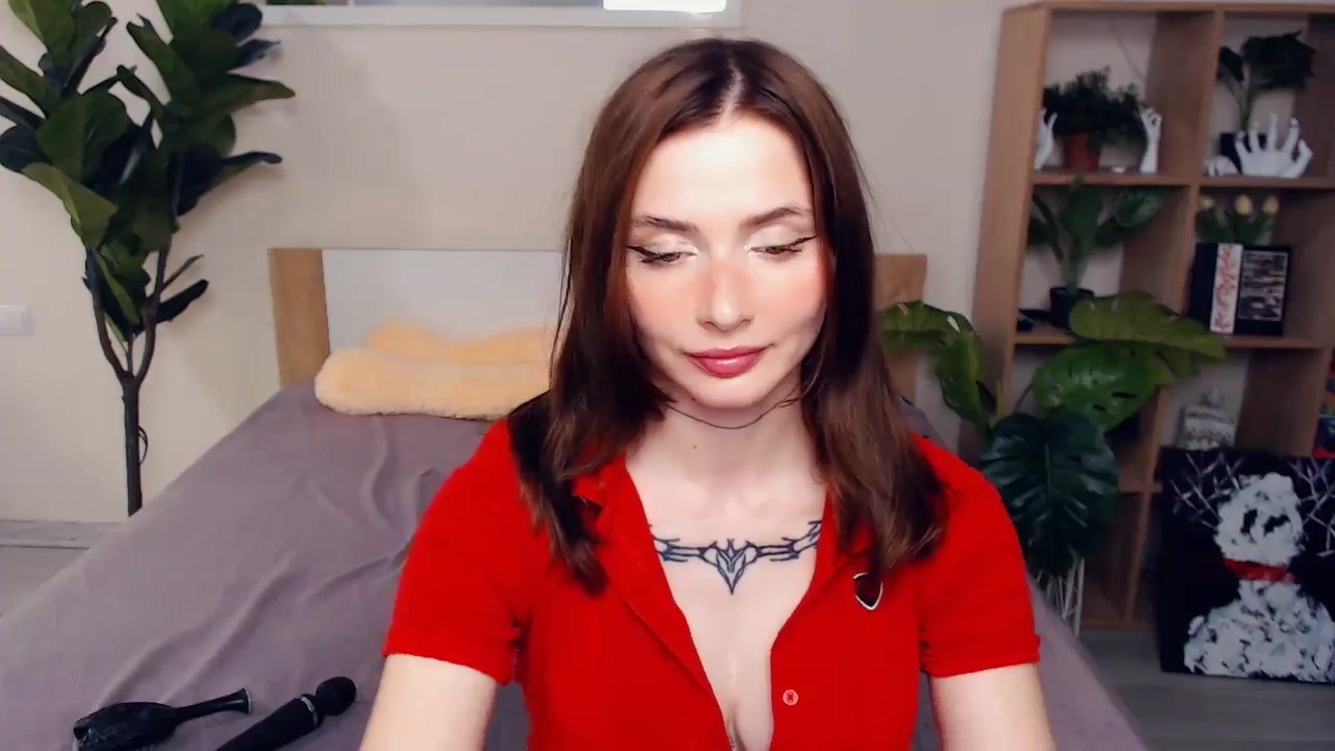 Gallery image thumbnail from mo0nshoes's myfreecams stream on, 06/09/2025, 24:58 image 19 of 20