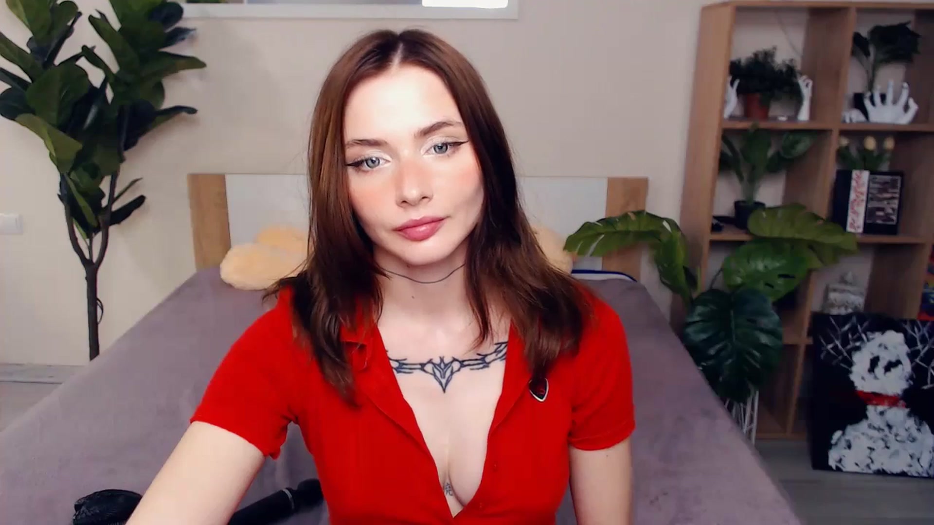 Gallery image thumbnail from mo0nshoes's myfreecams stream on, 06/09/2025, 24:58 image 9 of 20
