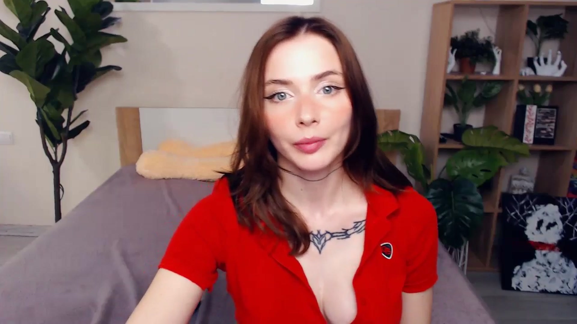 Gallery image thumbnail from mo0nshoes's myfreecams stream on, 06/09/2025, 24:58 image 3 of 20