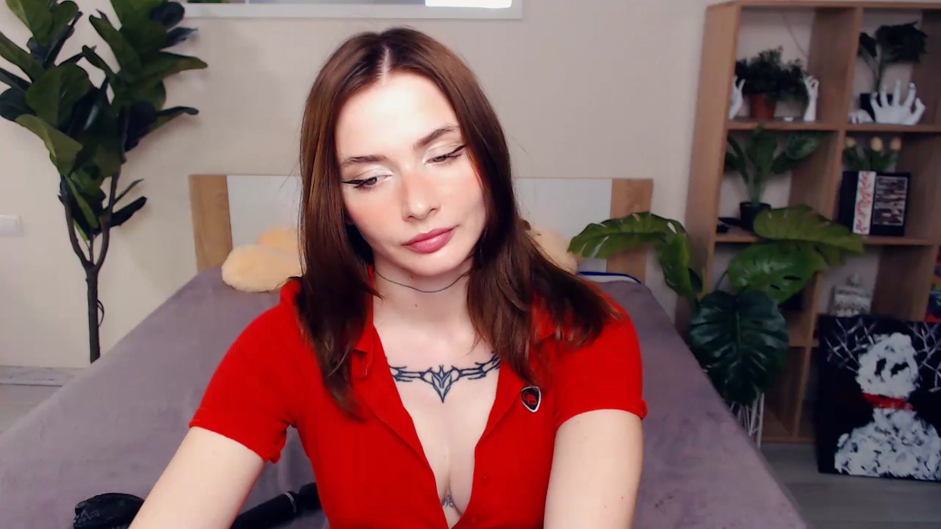 Gallery image thumbnail from mo0nshoes's myfreecams stream on, 06/09/2025, 24:58 image 10 of 20