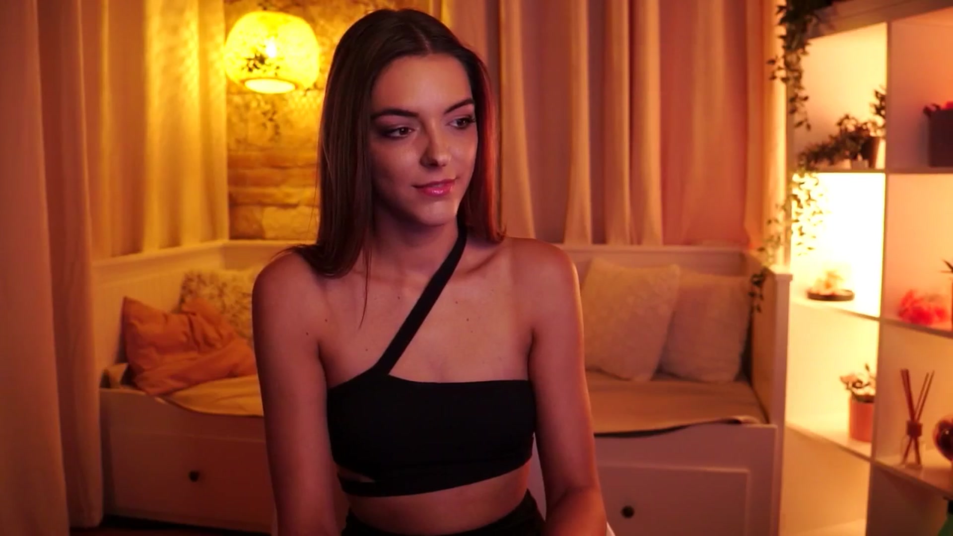 Gallery image thumbnail from mocha_'s myfreecams stream on, 10/18/2025, 18:15 image 5 of 20