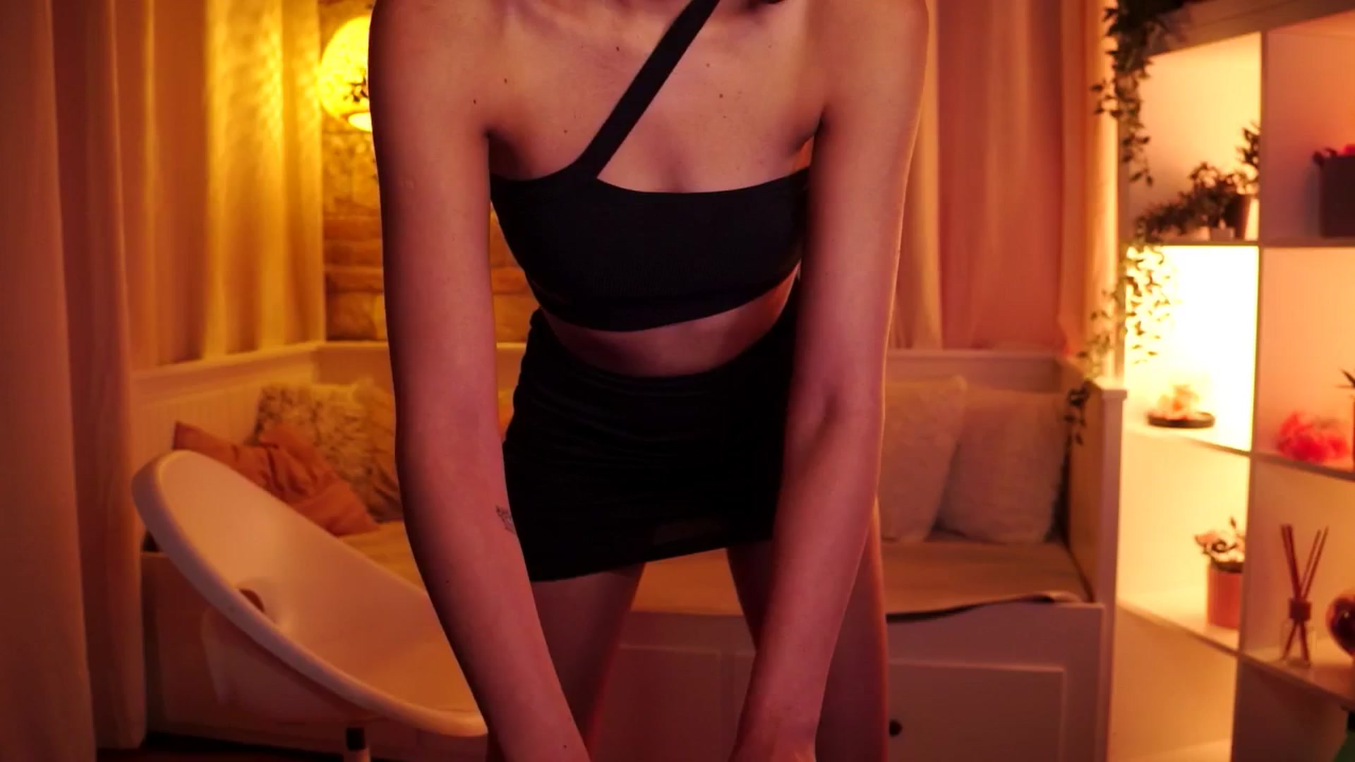 Gallery image thumbnail from mocha_'s myfreecams stream on, 10/18/2025, 18:15 image 1 of 20