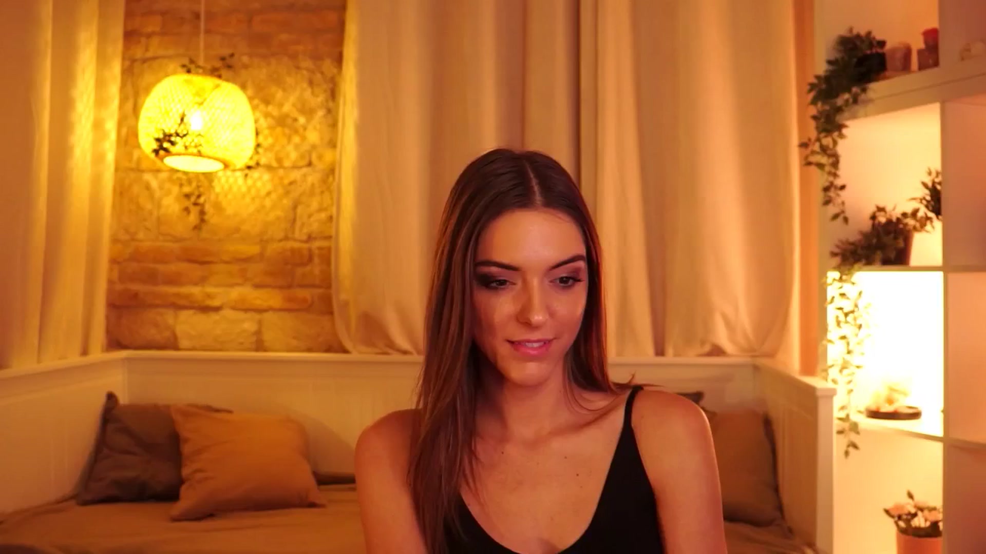 Gallery image thumbnail from mocha_'s myfreecams stream on, 11/11/2025, 18:44 image 1 of 20