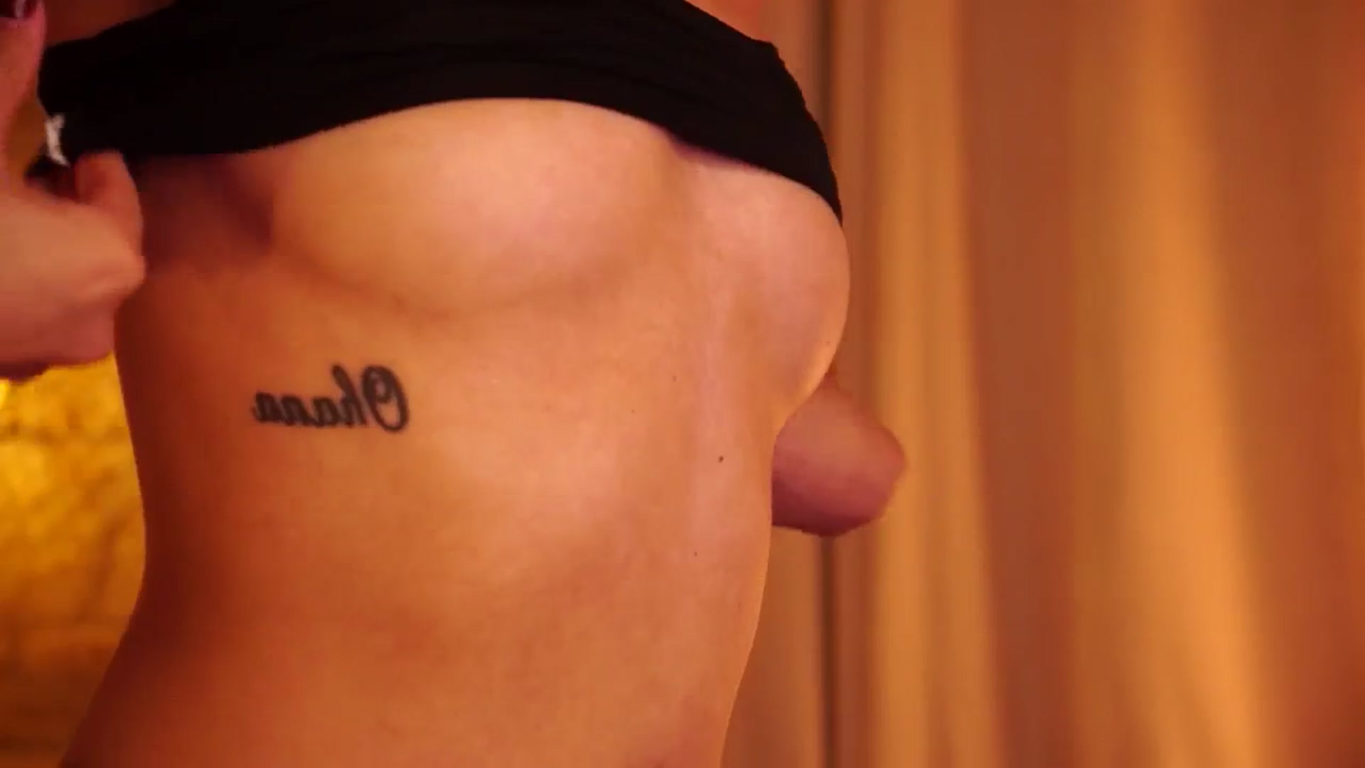 Gallery image thumbnail from mocha_'s myfreecams stream on, 11/11/2025, 23:08 image 18 of 20