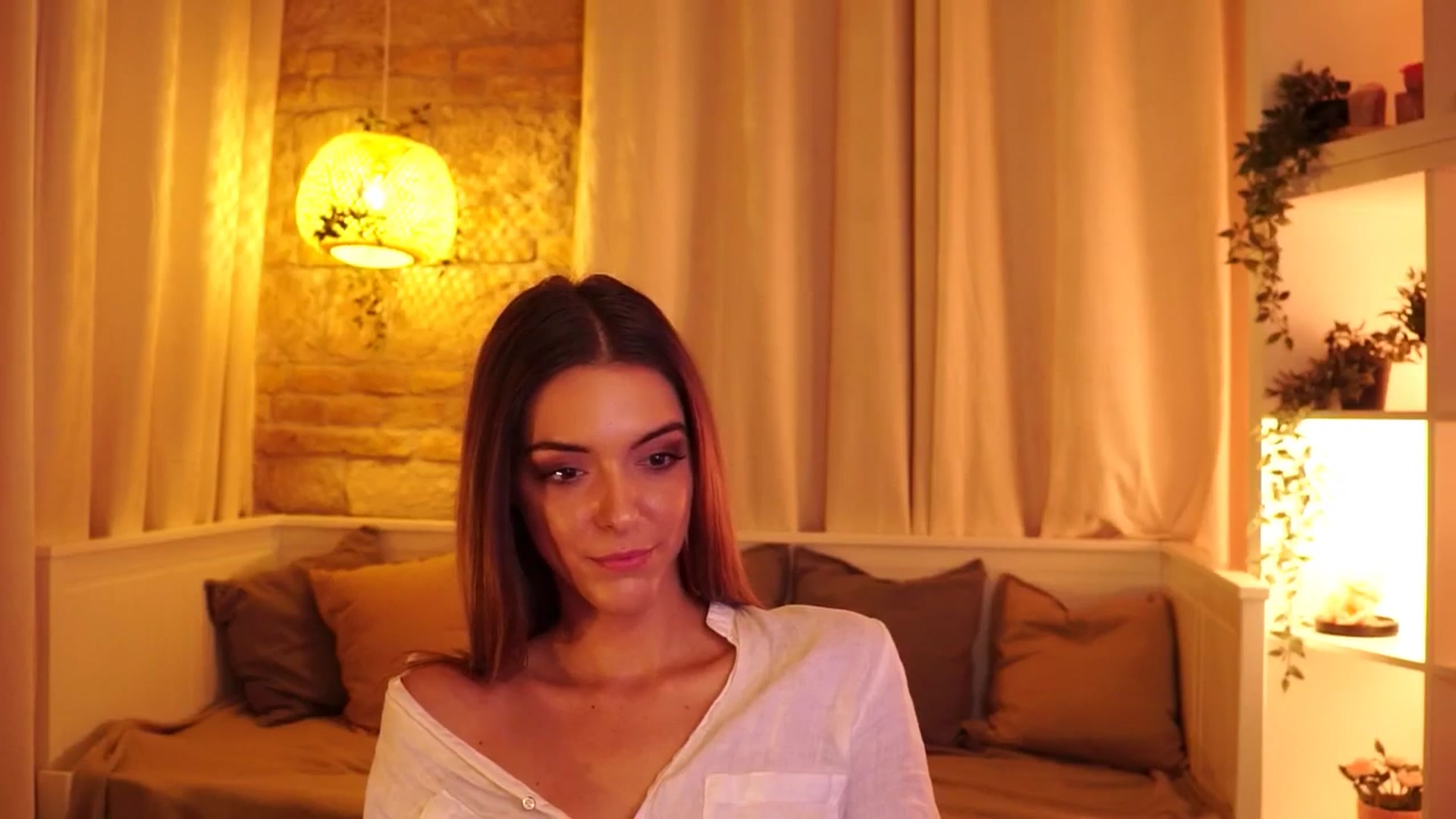Gallery image thumbnail from mocha_'s myfreecams stream on, 11/13/2025, 17:01 image 10 of 20
