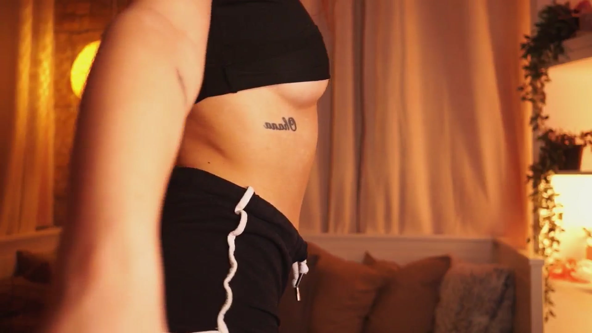 Gallery image thumbnail from mocha_'s myfreecams stream on, 12/28/2025, 24:18 image 17 of 20