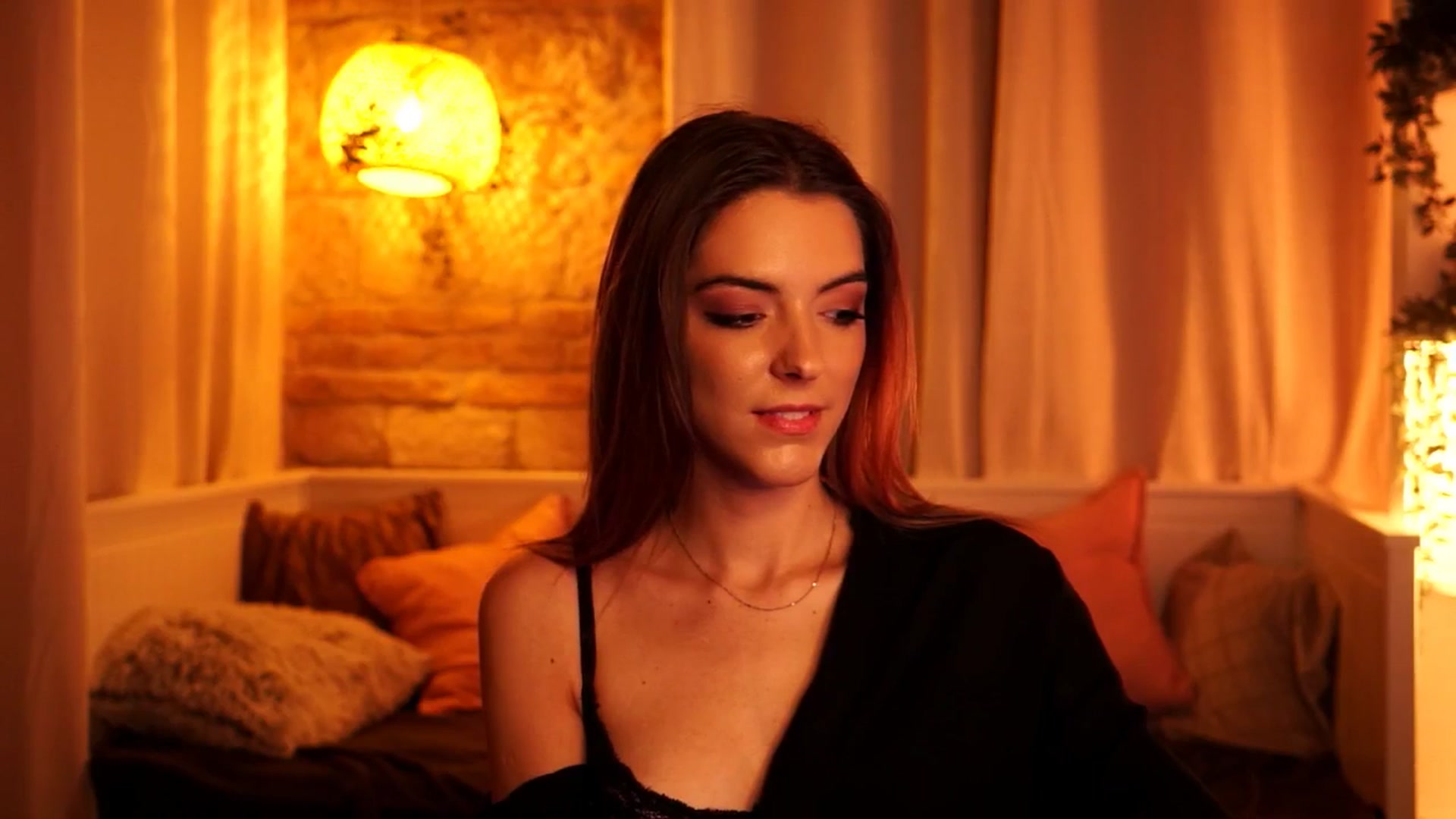 Gallery image thumbnail from mocha_'s myfreecams stream on, 02/01/2026, 20:37 image 14 of 20