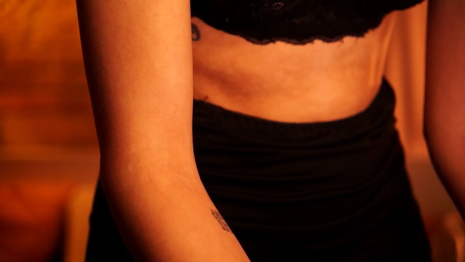 Gallery image thumbnail from mocha_'s myfreecams stream on, 02/05/2026, 21:33 image 8 of 20
