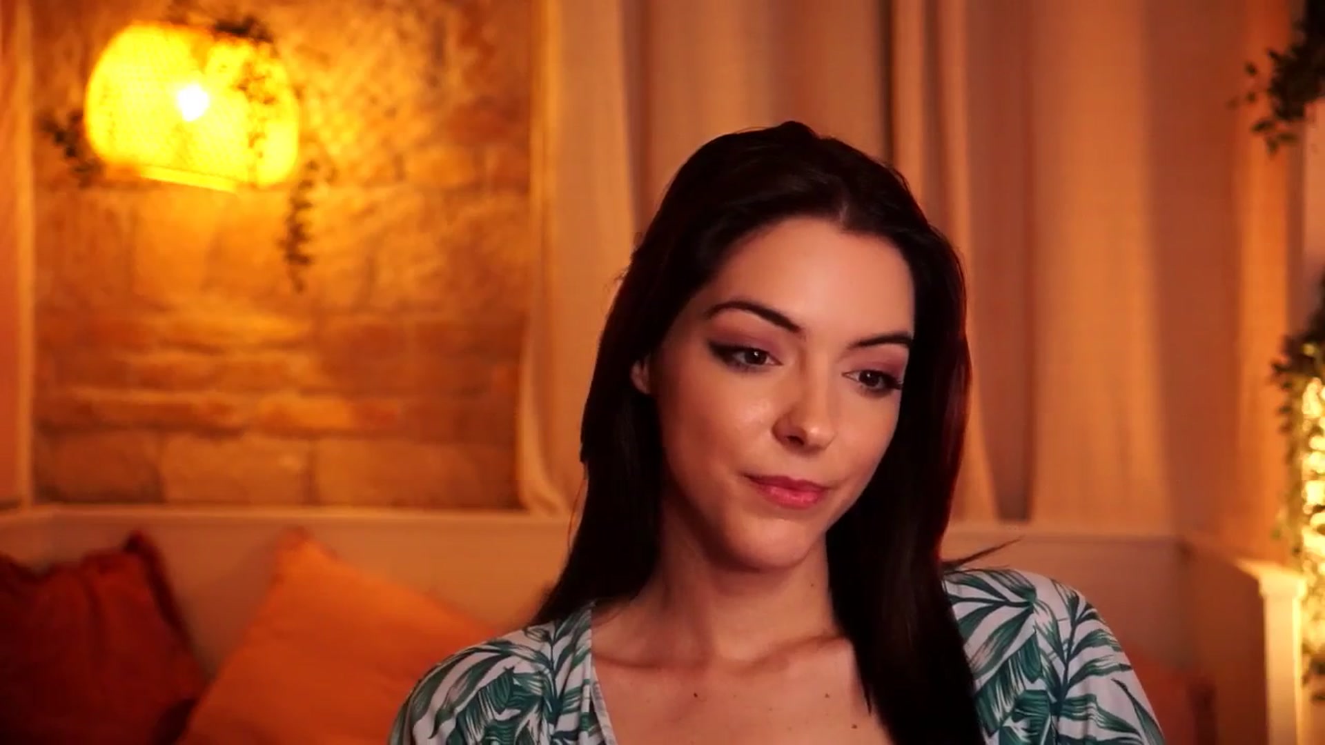 Gallery image thumbnail from mocha_'s myfreecams stream on, 04/15/2026, 20:34 image 15 of 20