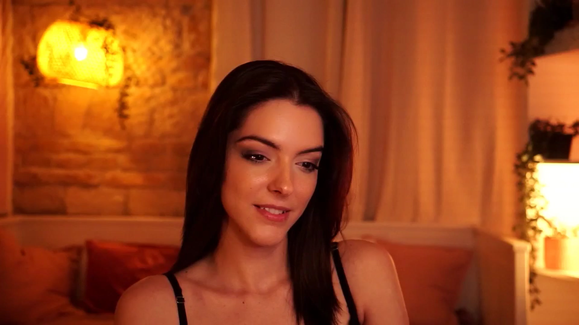 Gallery image thumbnail from mocha_'s myfreecams stream on, 04/24/2026, 18:01 image 17 of 20