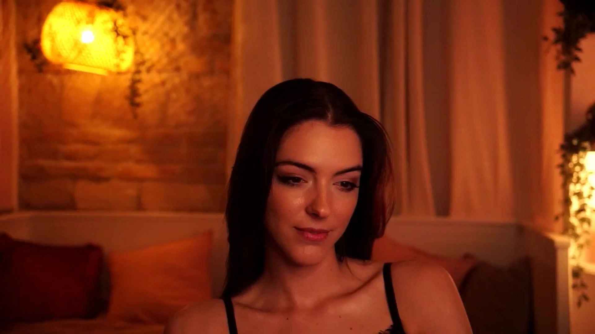 Gallery image thumbnail from mocha_'s myfreecams stream on, 04/29/2026, 20:36 image 3 of 20