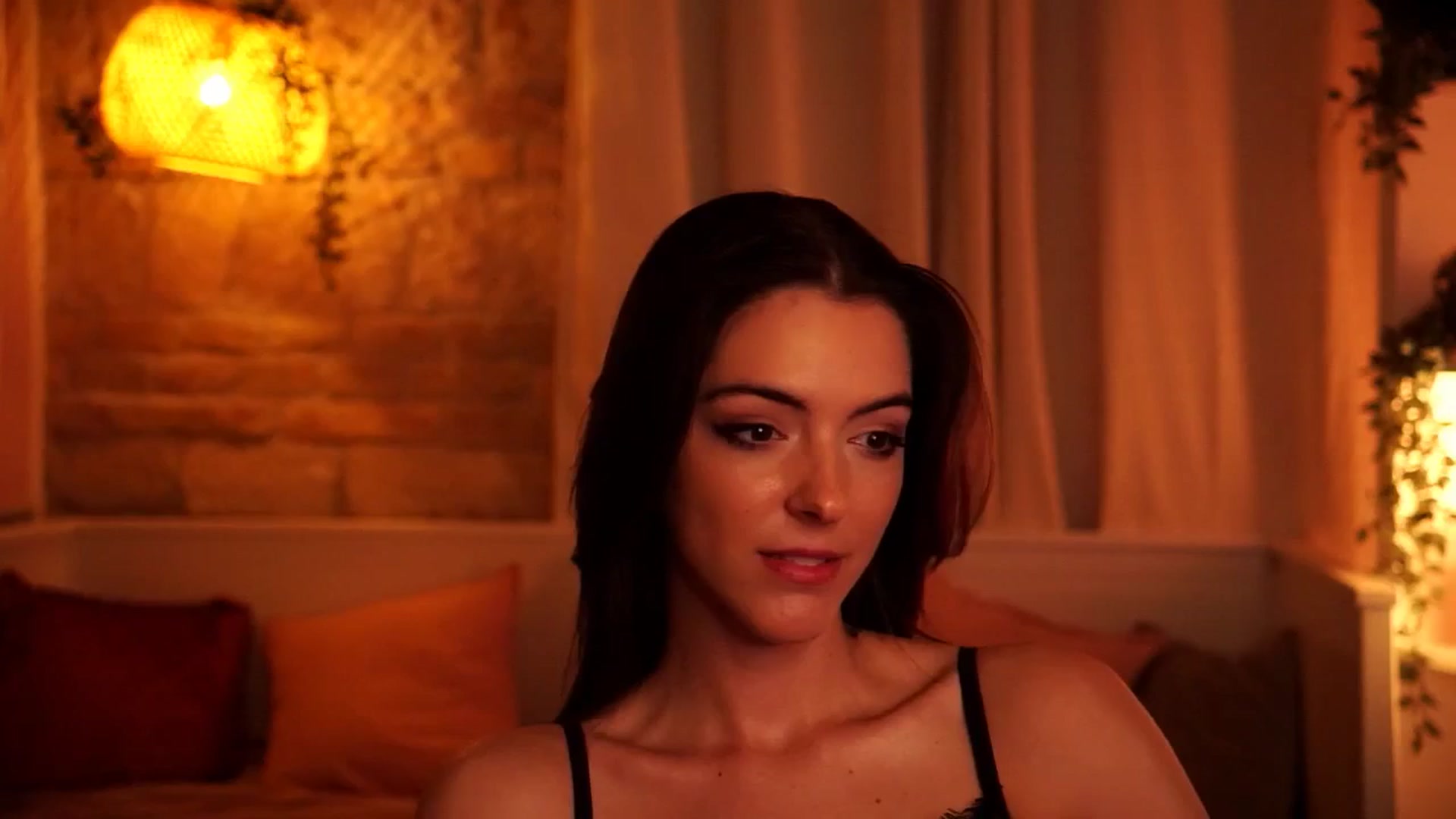 Gallery image thumbnail from mocha_'s myfreecams stream on, 04/29/2026, 20:36 image 2 of 20