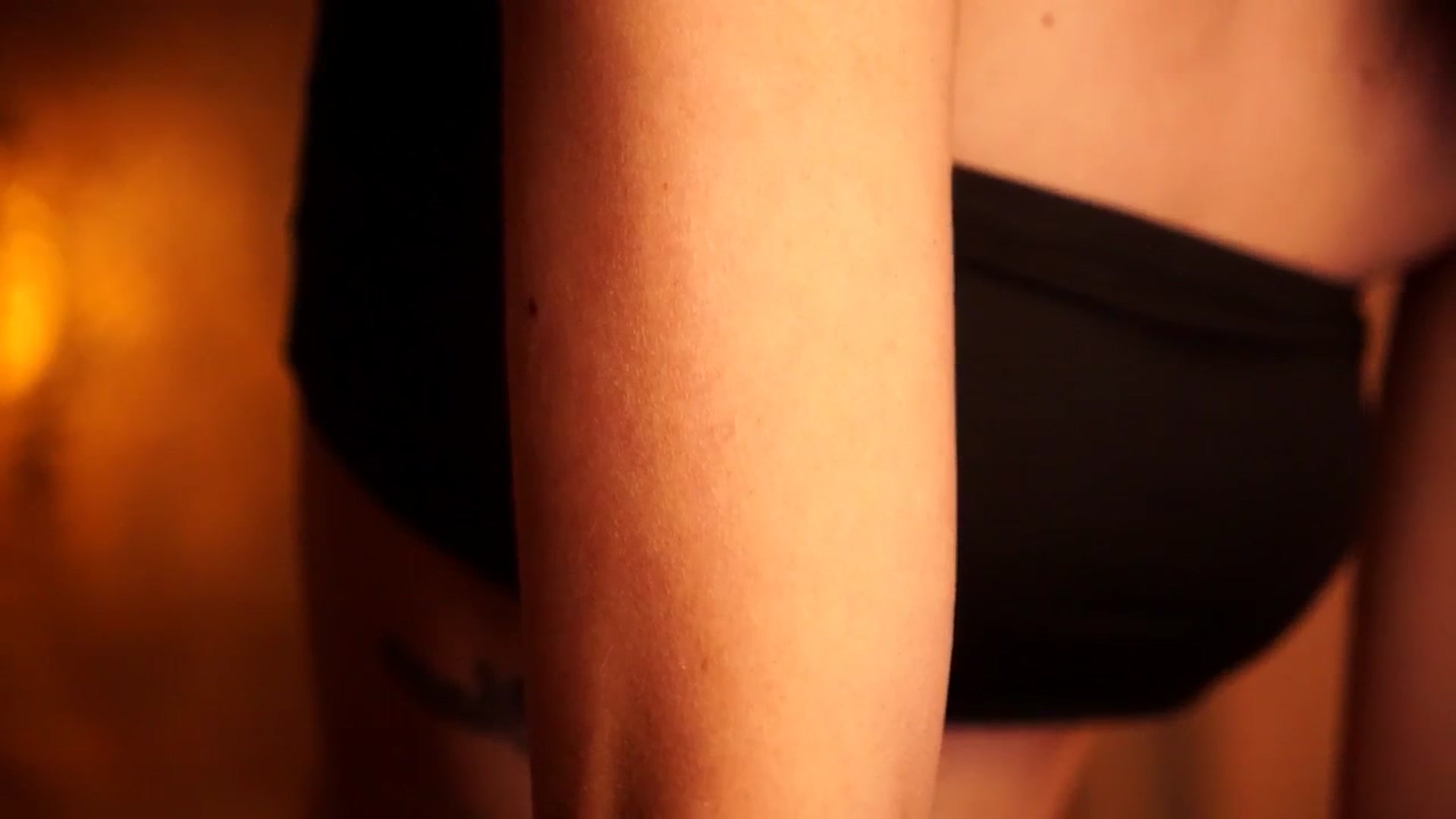 Gallery image thumbnail from mocha_'s myfreecams stream on, 04/30/2026, 14:04 image 17 of 20