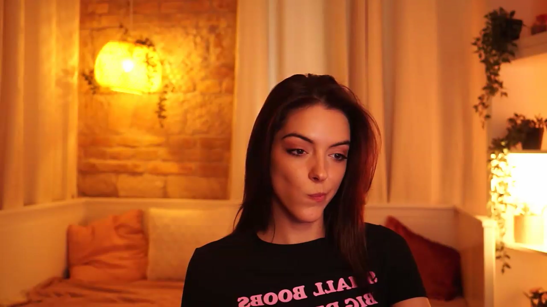 Gallery image thumbnail from mocha_'s myfreecams stream on, 05/14/2026, 17:01 image 13 of 20