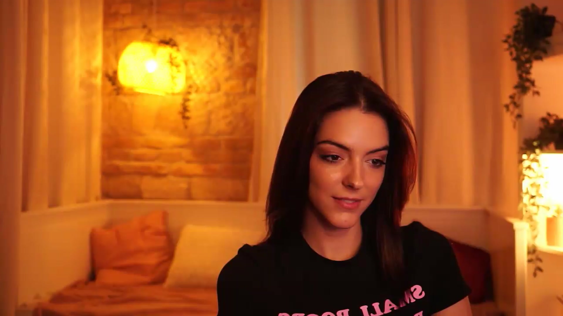 Gallery image thumbnail from mocha_'s myfreecams stream on, 05/14/2026, 17:01 image 19 of 20
