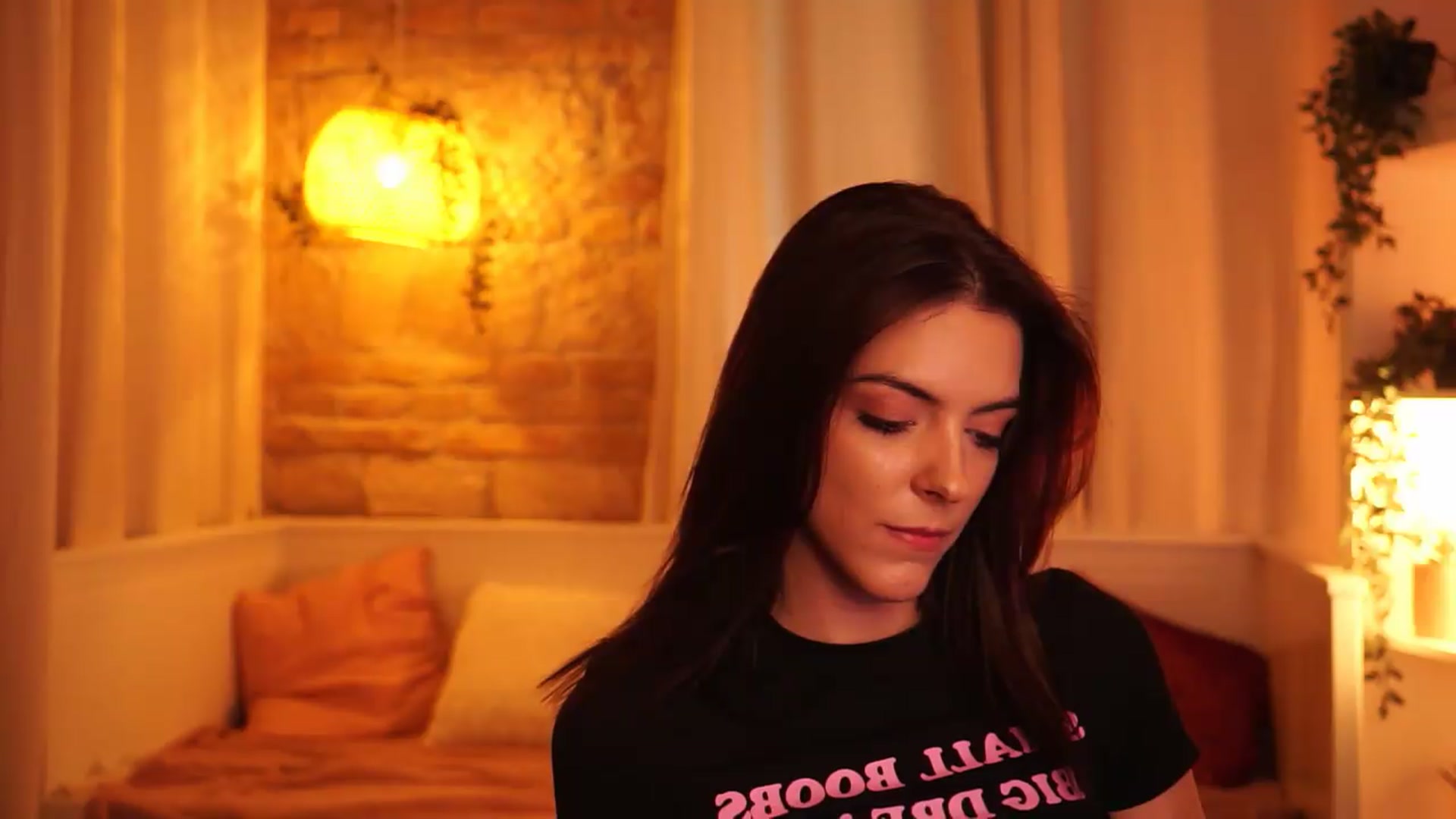 Gallery image thumbnail from mocha_'s myfreecams stream on, 05/14/2026, 17:01 image 17 of 20