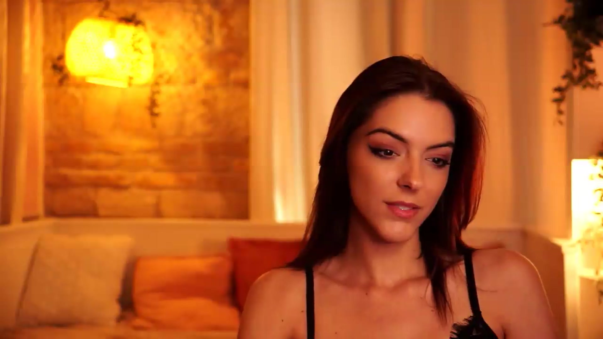 Gallery image thumbnail from mocha_'s myfreecams stream on, 05/29/2026, 17:15 image 12 of 20