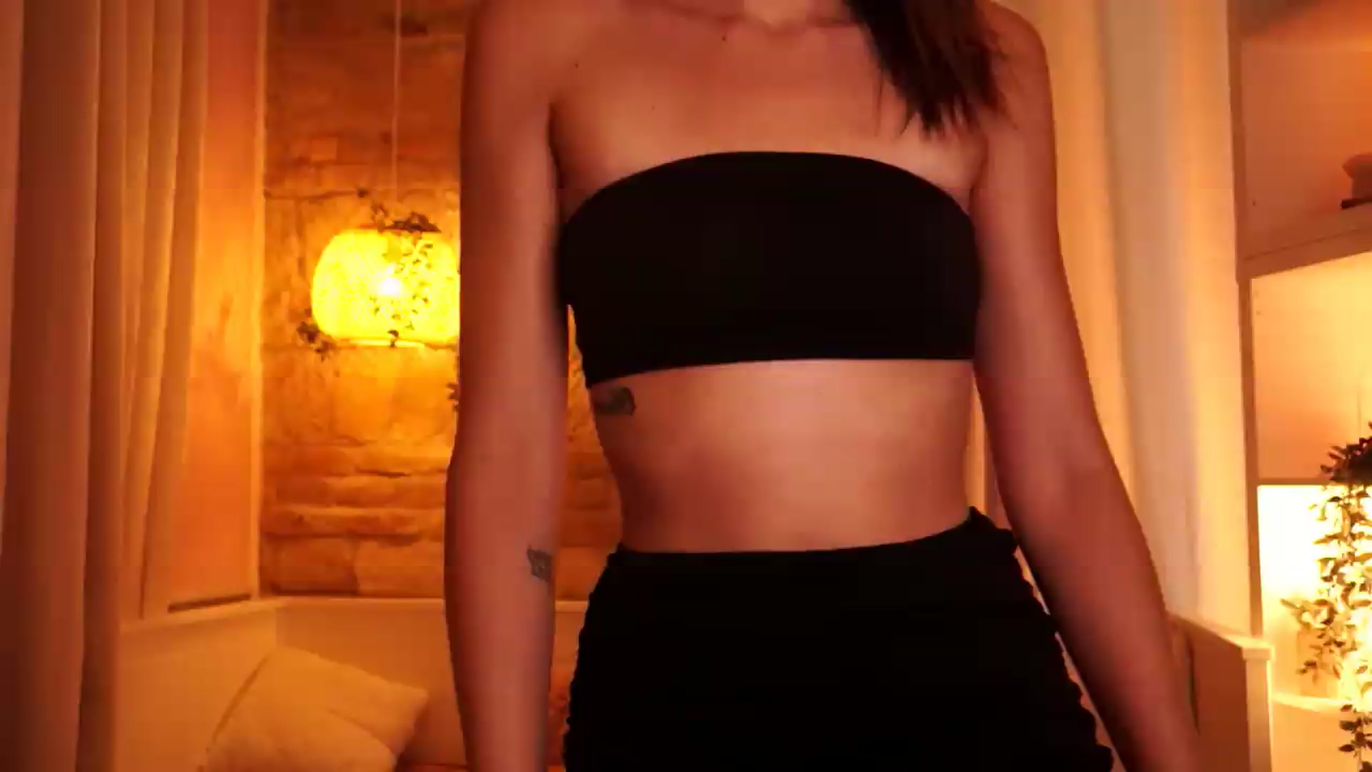 Gallery image thumbnail from mocha_'s myfreecams stream on, 08/04/2026, 18:05 image 2 of 20
