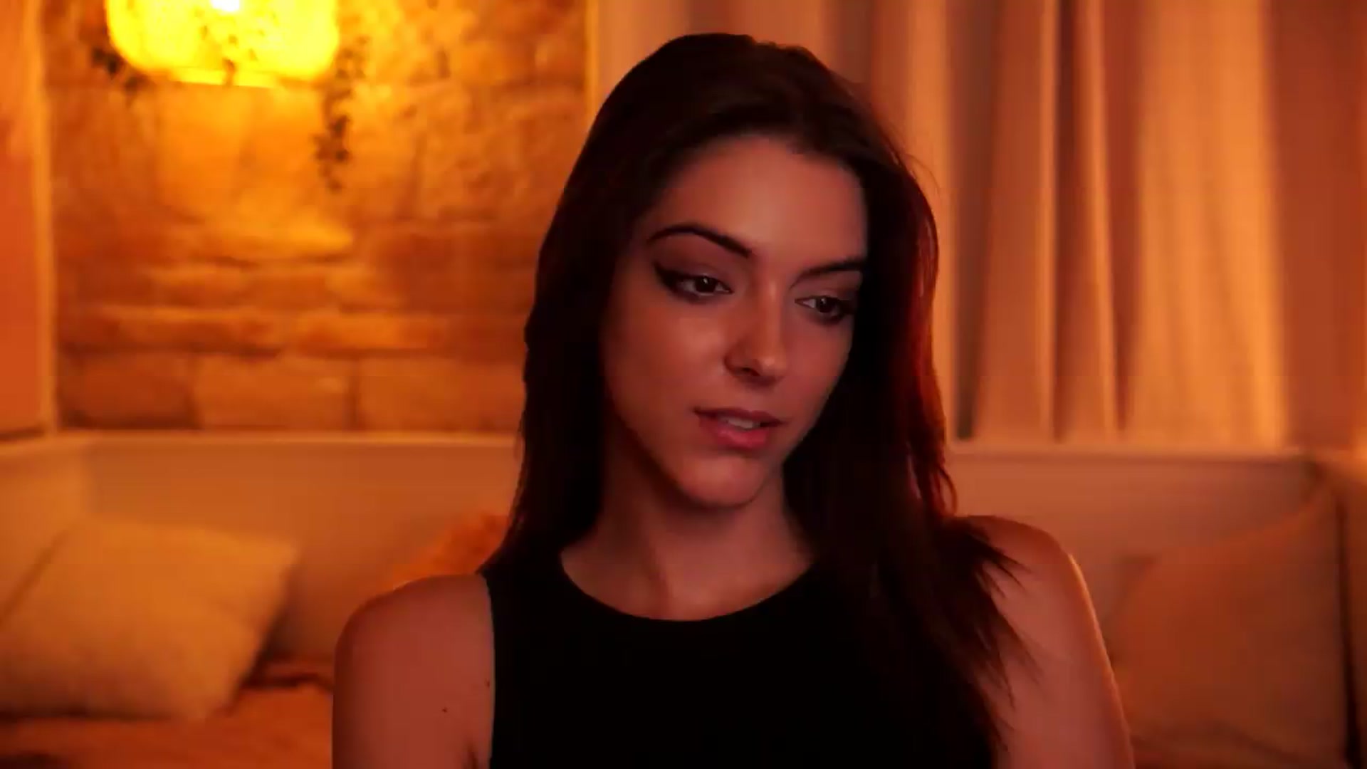 Gallery image thumbnail from mocha_'s myfreecams stream on, 08/05/2026, 19:21 image 14 of 20