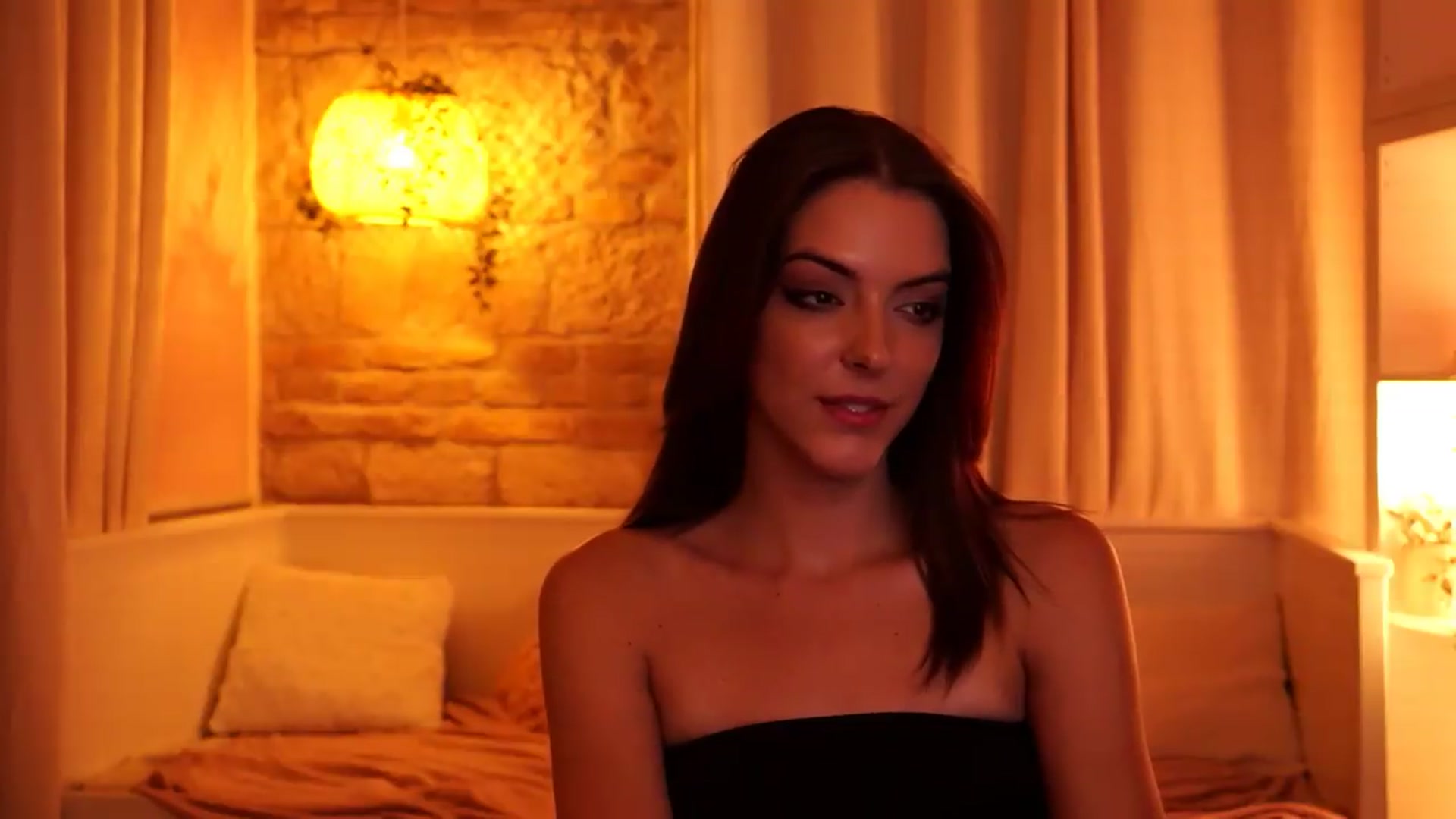 Gallery image thumbnail from mocha_'s myfreecams stream on, 08/13/2026, 19:19 image 10 of 20