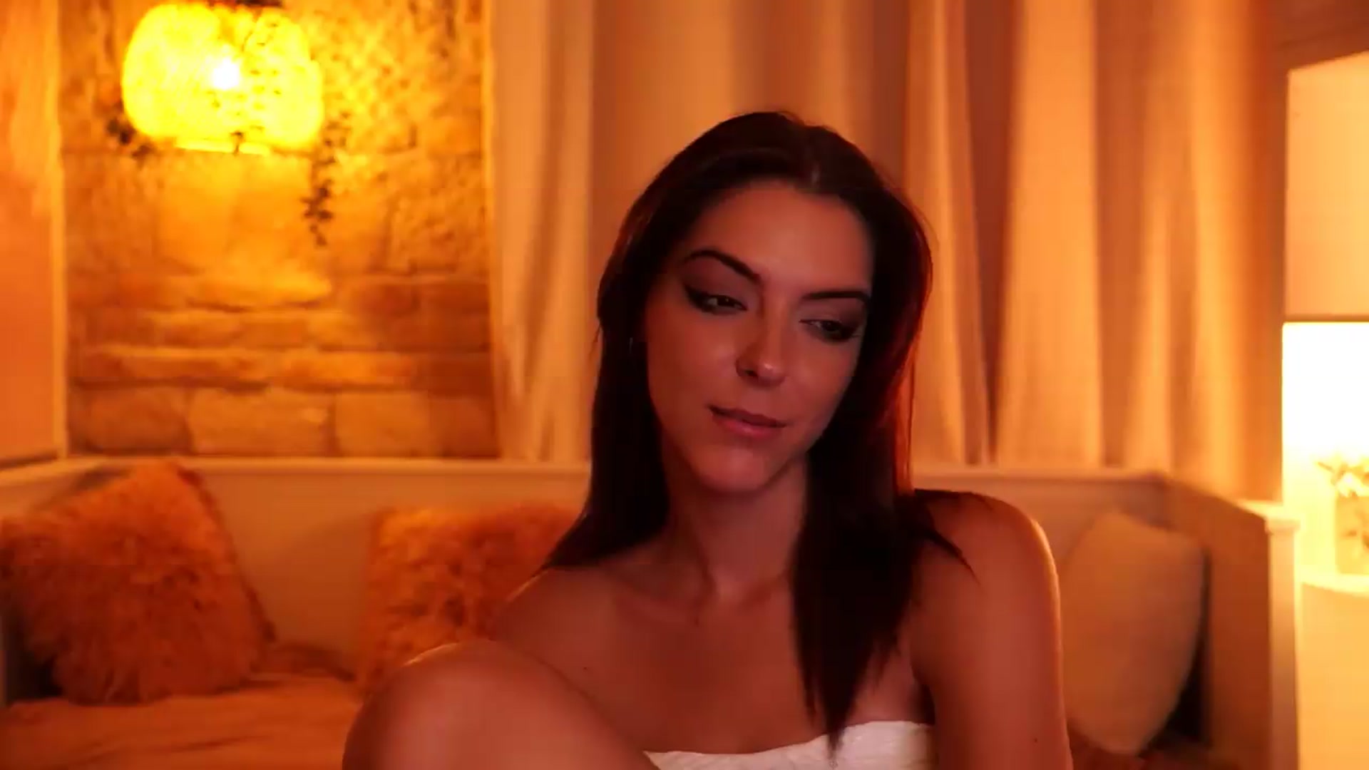 Gallery image thumbnail from mocha_'s myfreecams stream on, 08/19/2026, 19:16 image 3 of 20