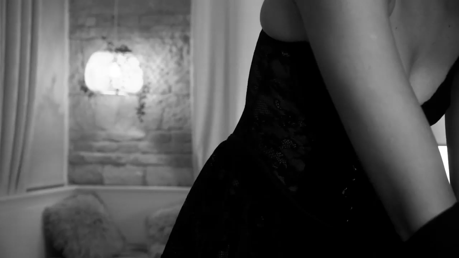 Gallery image thumbnail from mocha_'s myfreecams stream on, 08/20/2026, 14:40 image 6 of 20