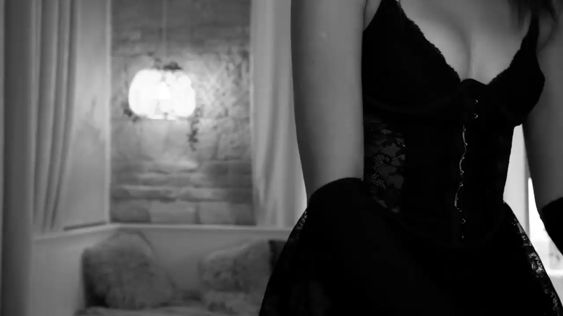 Gallery image thumbnail from mocha_'s myfreecams stream on, 08/20/2026, 14:40 image 10 of 20