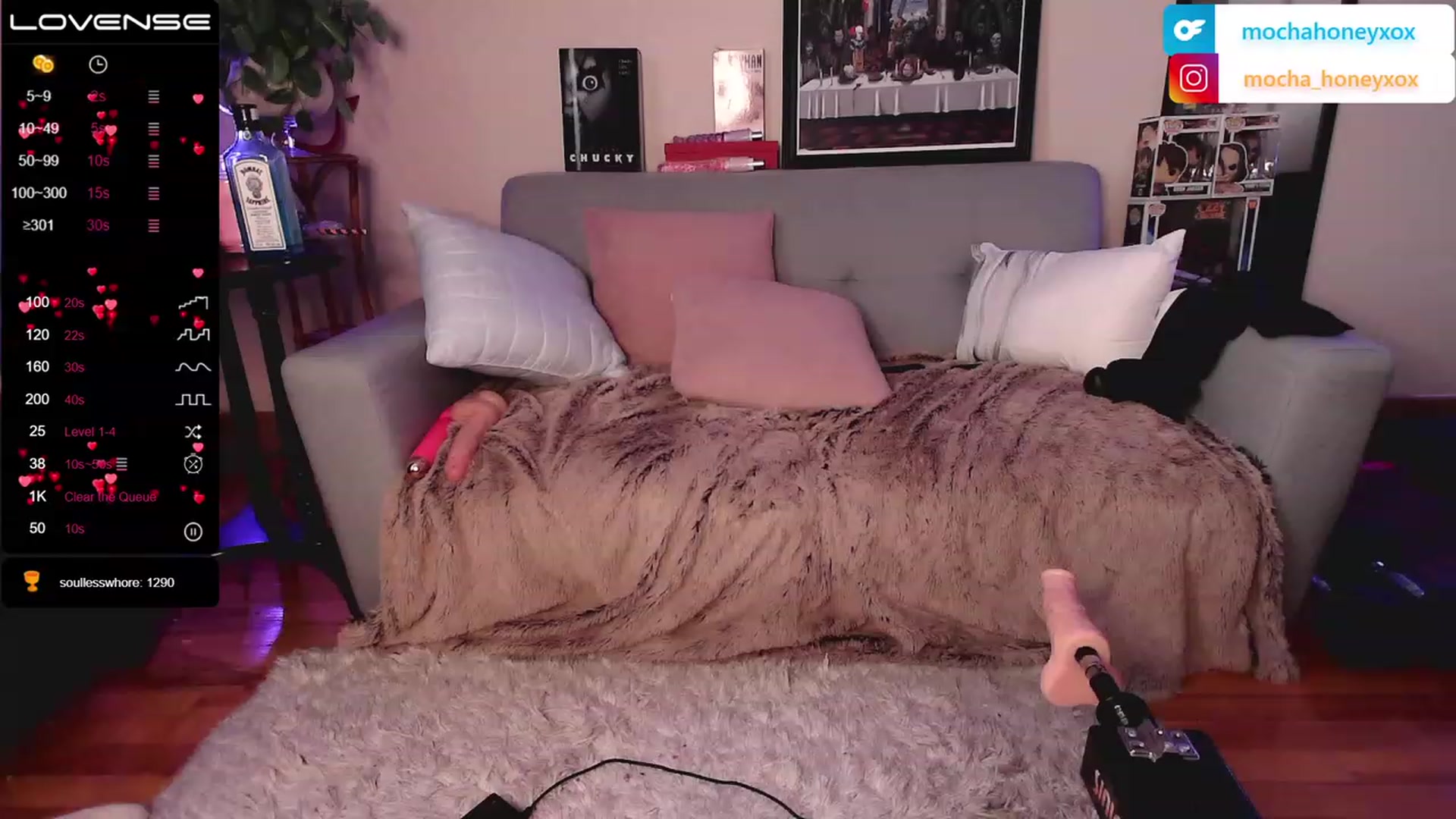 Gallery image thumbnail from mochahoneyxox's myfreecams stream on, 11/18/2022, 18:04 image 13 of 20