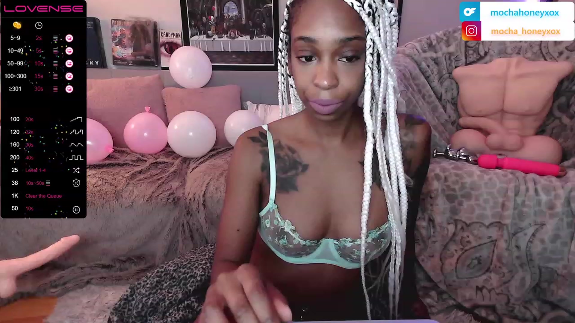 Gallery image thumbnail from mochahoneyxox's myfreecams stream on, 12/02/2022, 01:12 image 6 of 20