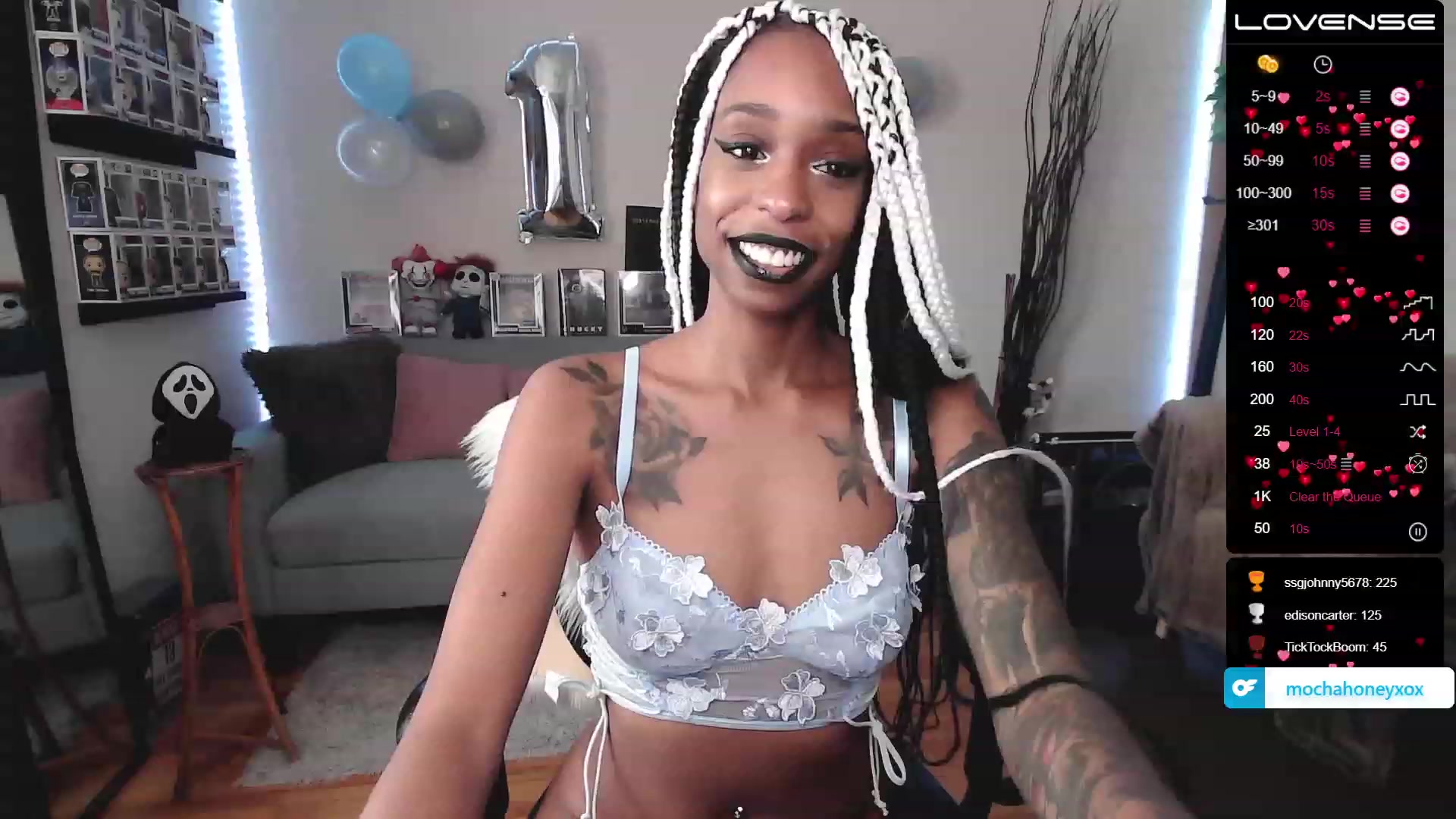 Gallery image thumbnail from mochahoneyxox's myfreecams stream on, 05/19/2023, 15:23 image 6 of 20