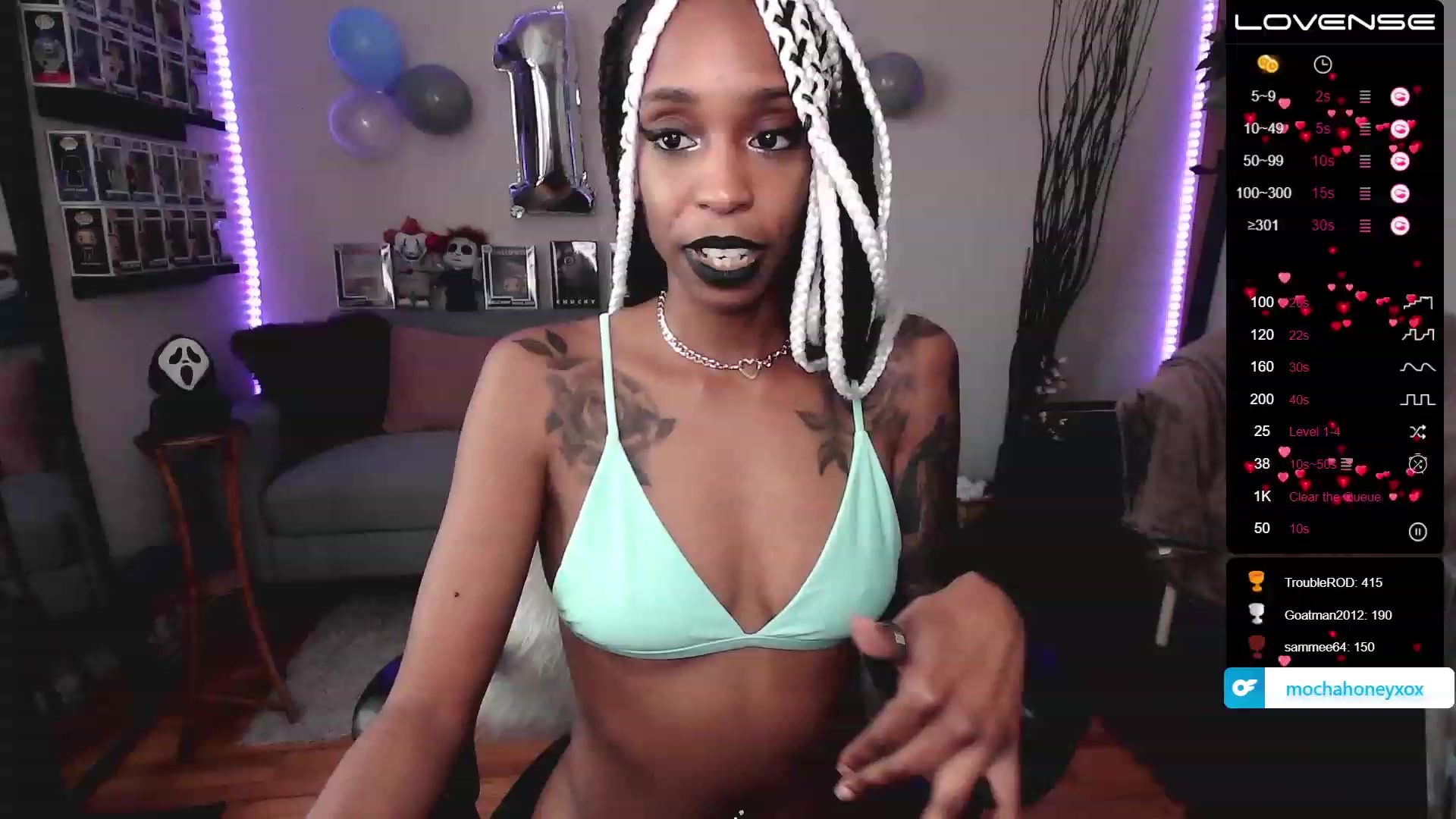 Gallery image thumbnail from mochahoneyxox's myfreecams stream on, 05/27/2023, 15:43 image 17 of 20