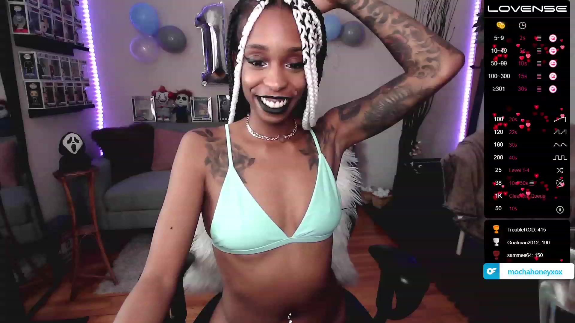 Gallery image thumbnail from mochahoneyxox's myfreecams stream on, 05/27/2023, 15:43 image 16 of 20
