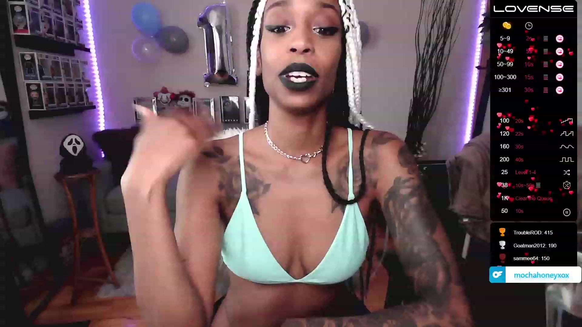 Gallery image thumbnail from mochahoneyxox's myfreecams stream on, 05/27/2023, 15:43 image 14 of 20