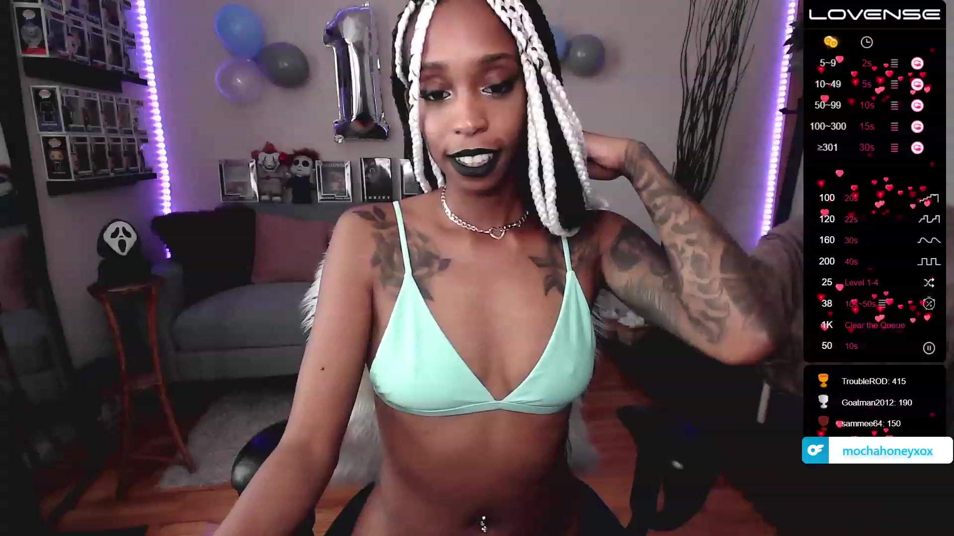Gallery image thumbnail from mochahoneyxox's myfreecams stream on, 05/27/2023, 15:43 image 11 of 20
